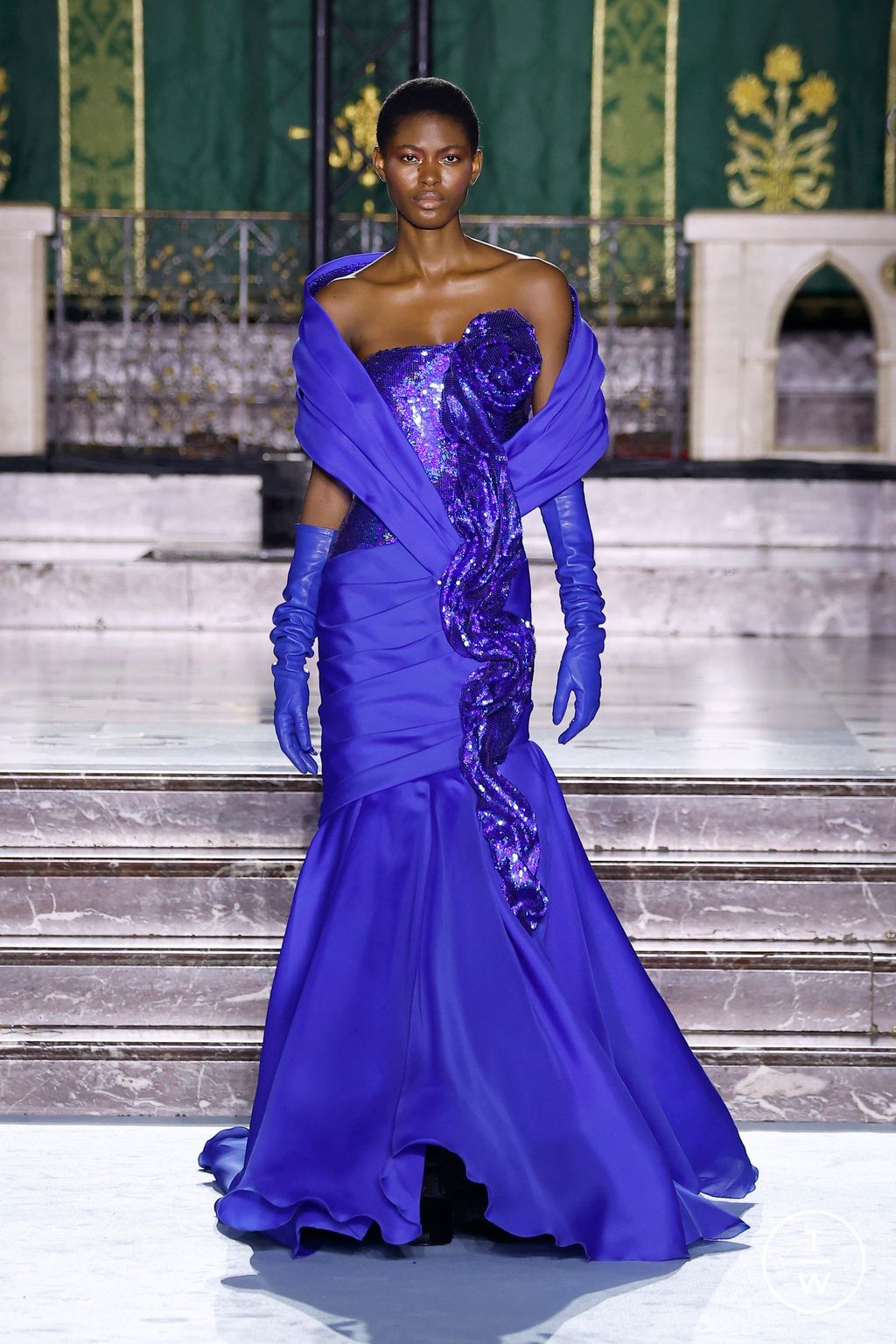 Fashion Week Paris Fall/Winter 2024 look 94 de la collection Georges Chakra couture