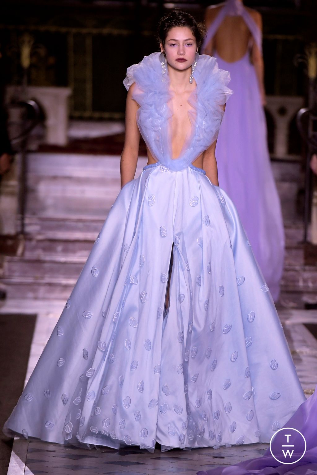 Fashion Week Paris Spring/Summer 2024 look 22 from the Georges Chakra collection couture