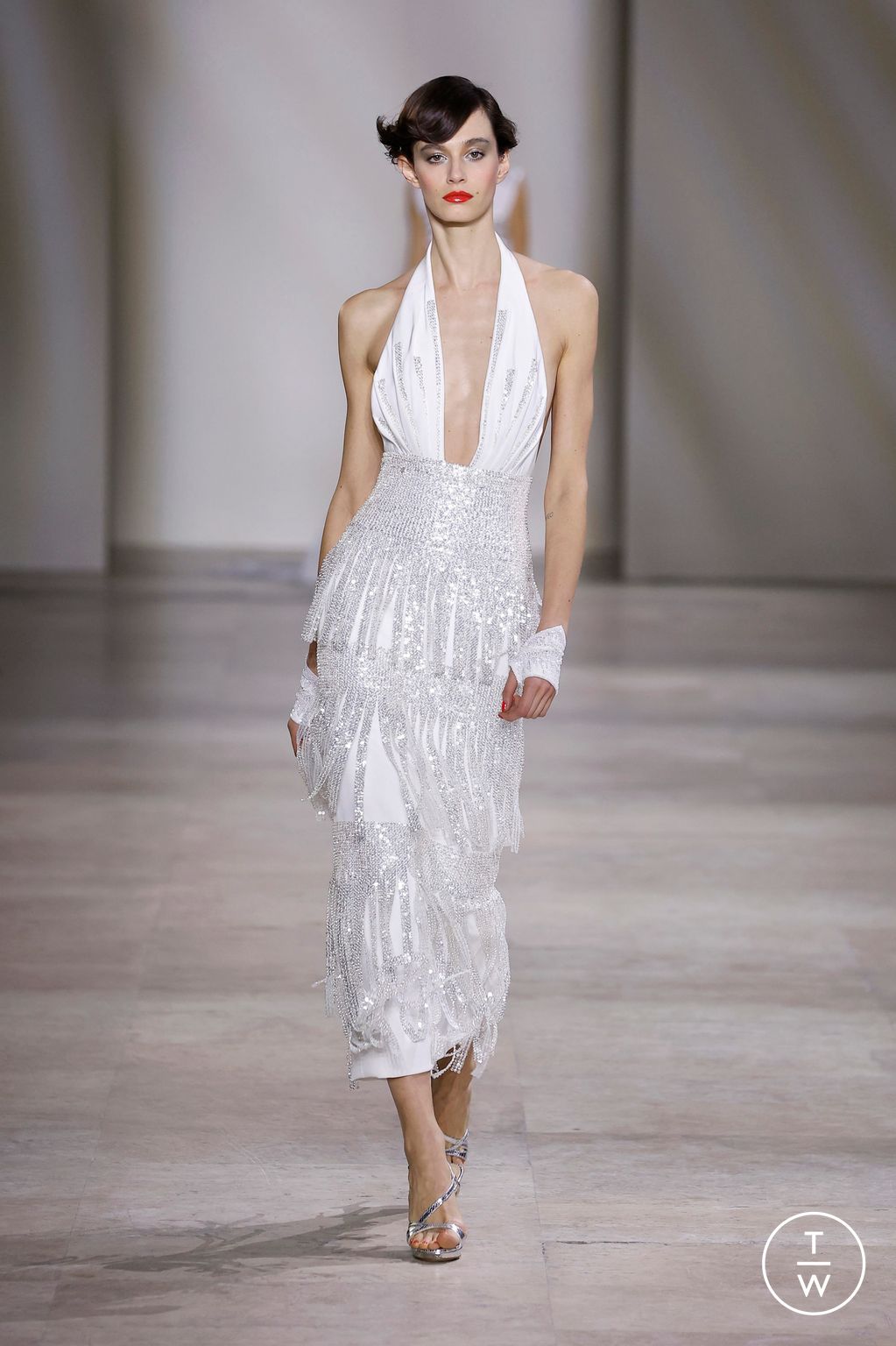 Fashion Week Paris Spring/Summer 2025 look 4 de la collection Georges Chakra couture