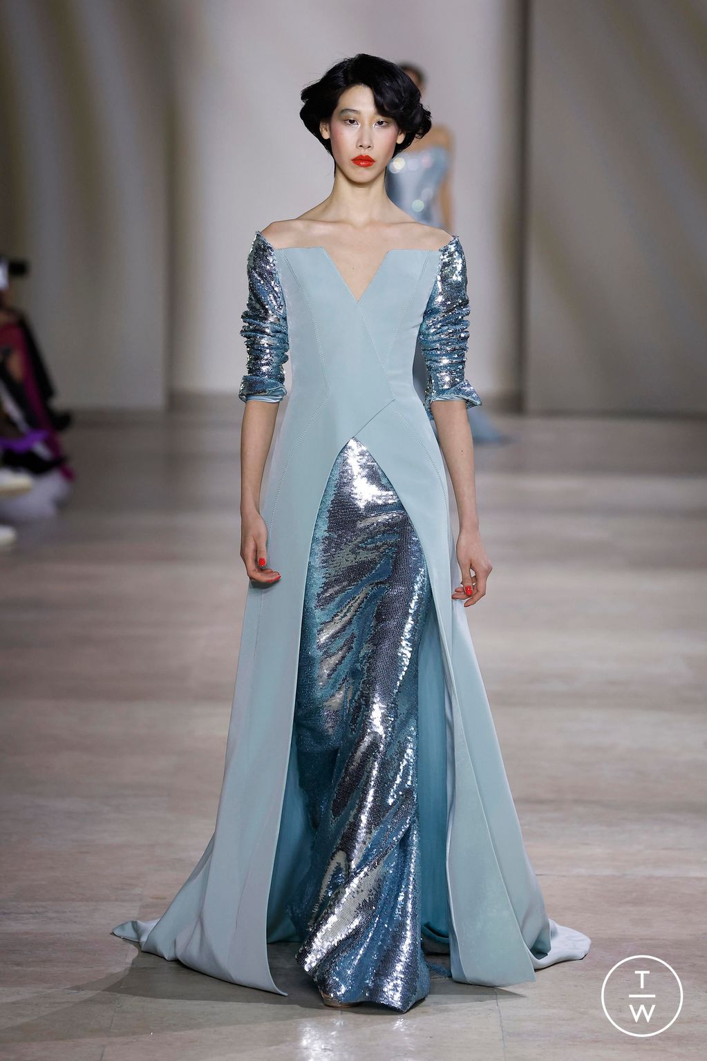 Fashion Week Paris Spring/Summer 2025 look 9 from the Georges Chakra collection couture