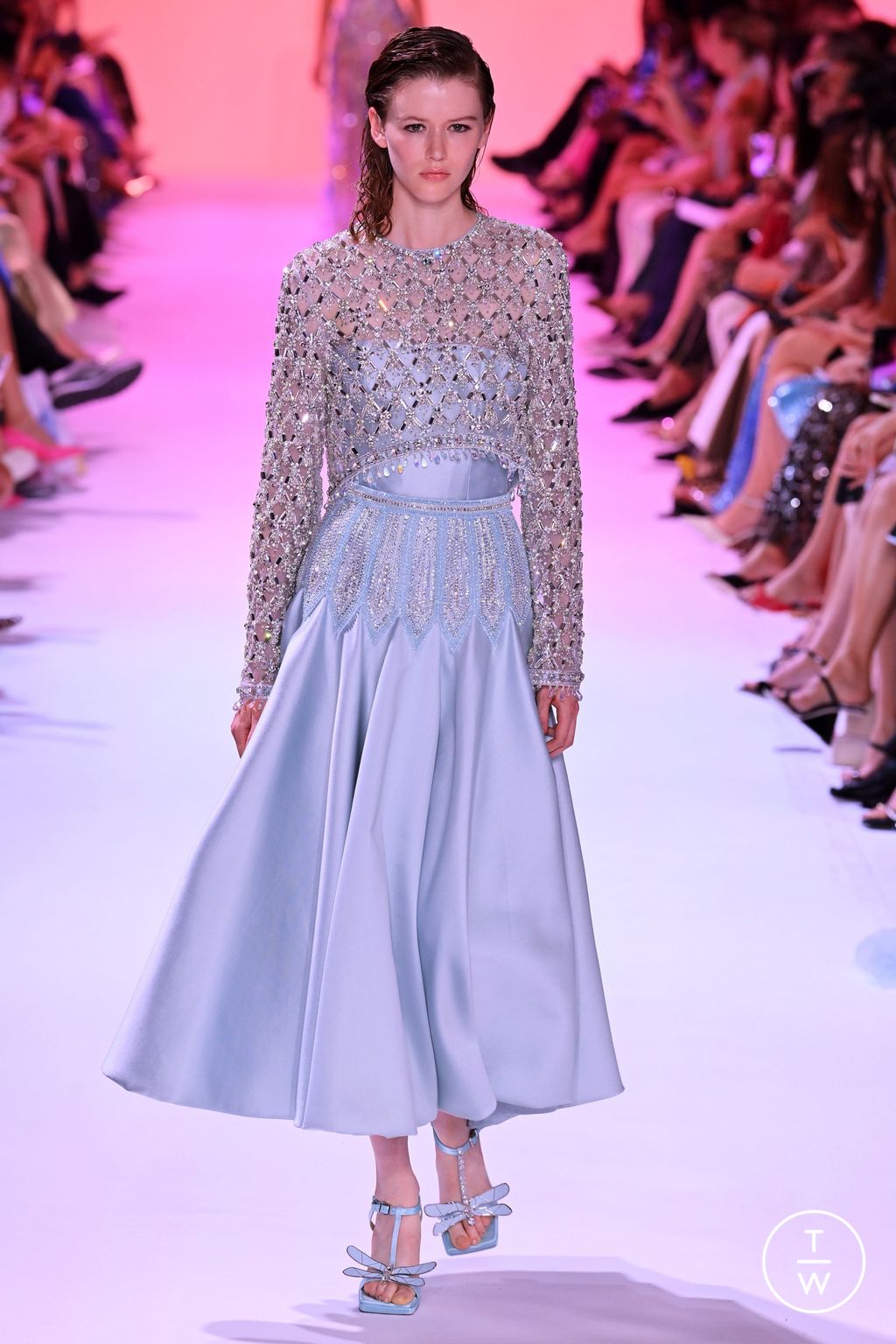 Fashion Week Paris Fall/Winter 2023 look 19 de la collection Georges Hobeika couture