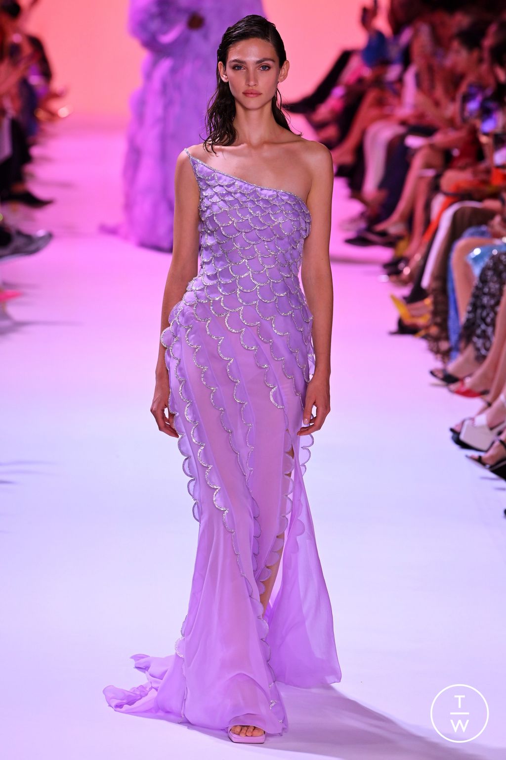Fashion Week Paris Fall/Winter 2023 look 49 from the Georges Hobeika collection couture
