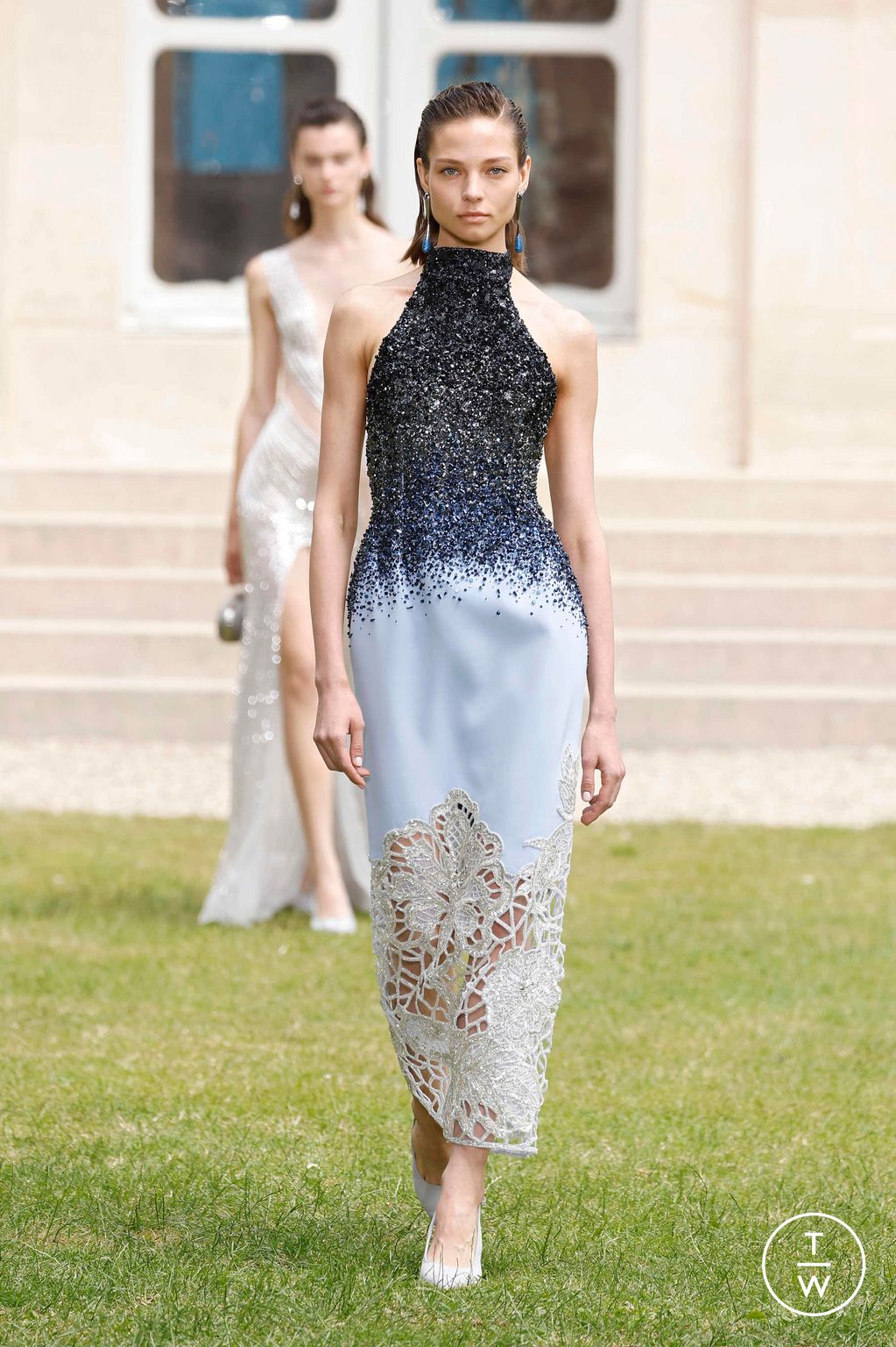 Fashion Week Paris Fall/Winter 2024 look 15 from the Georges Hobeika collection couture