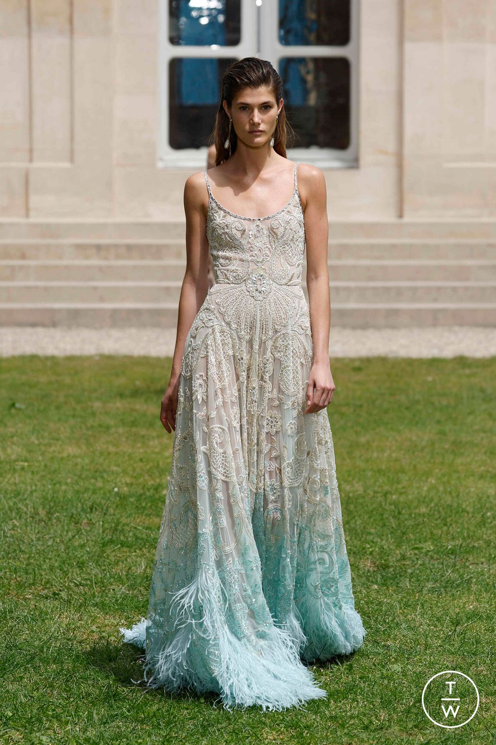 Fashion Week Paris Fall/Winter 2024 look 24 from the Georges Hobeika collection couture