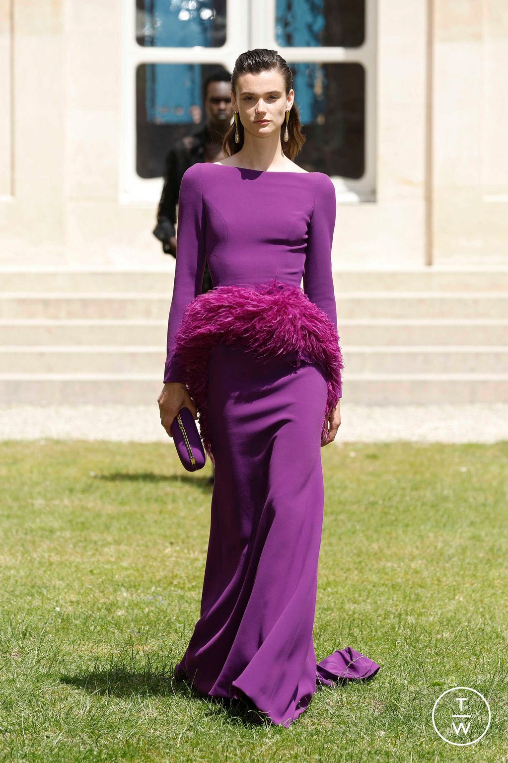 Fashion Week Paris Fall/Winter 2024 look 46 de la collection Georges Hobeika couture
