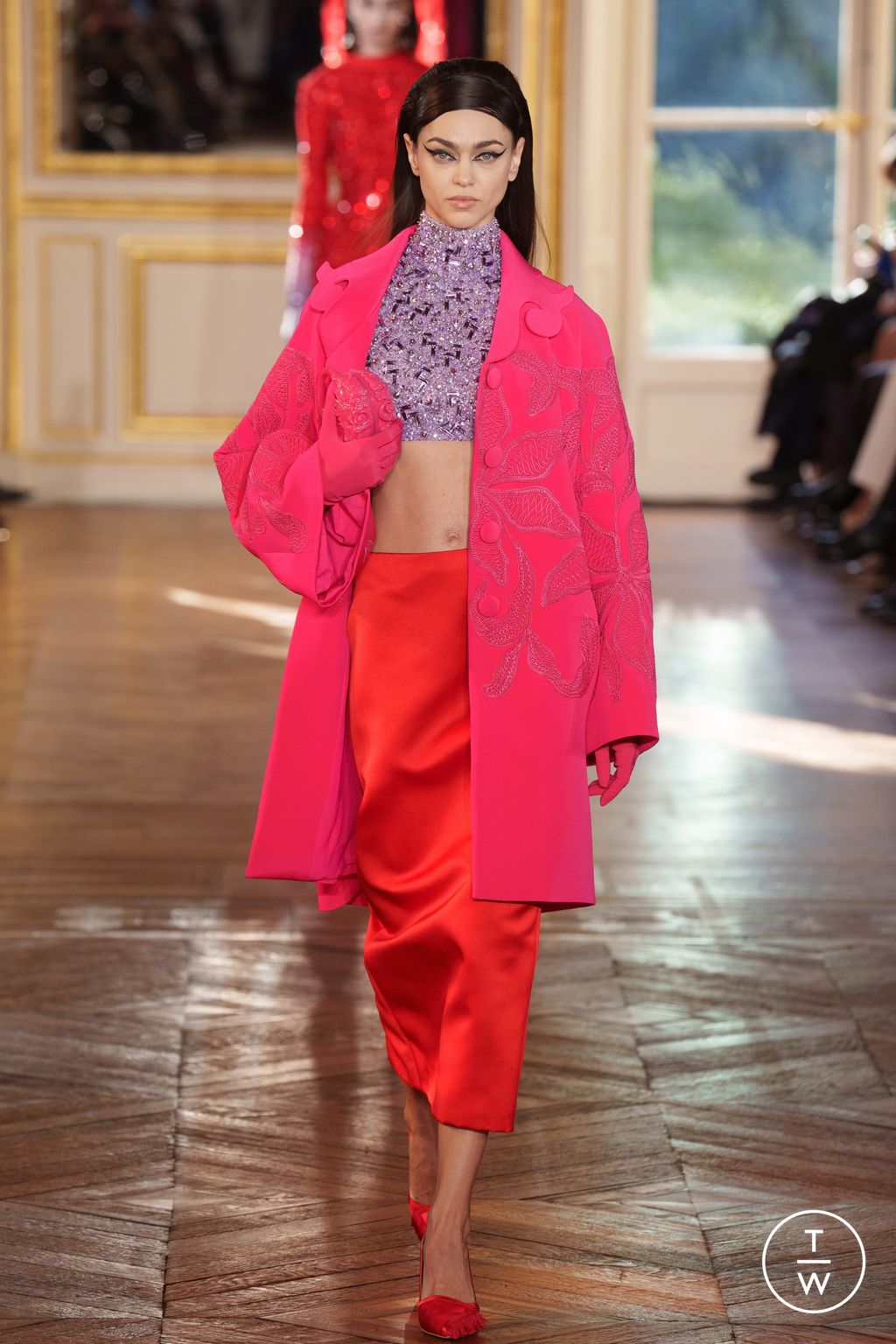 Fashion Week Paris Spring/Summer 2024 look 2 de la collection Georges Hobeika couture