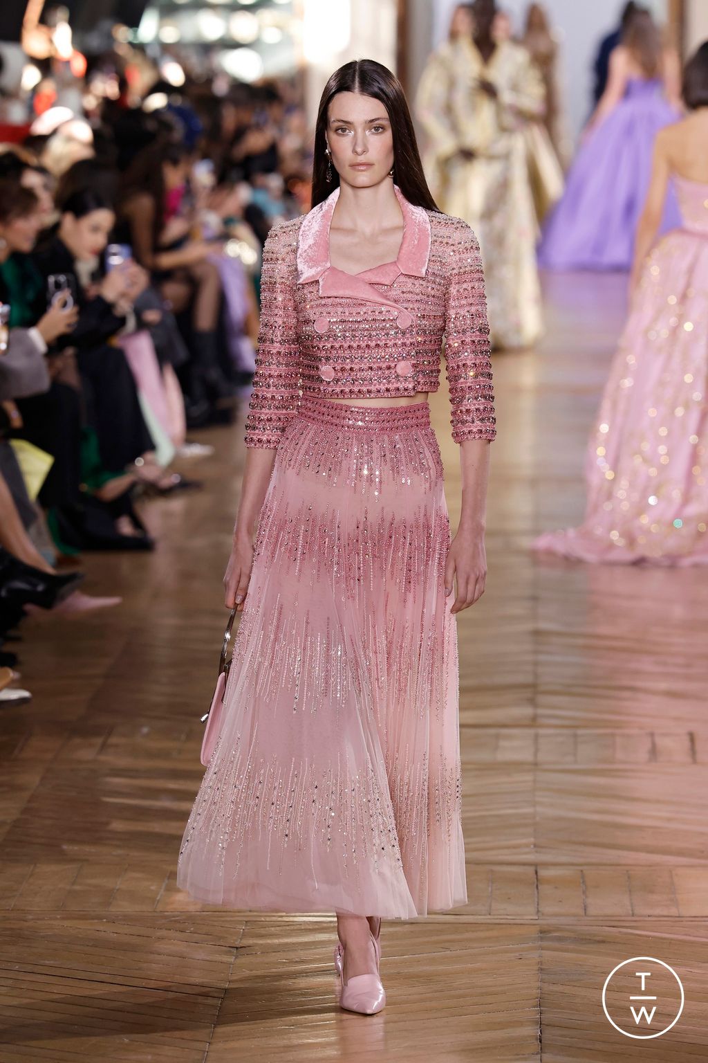 Fashion Week Paris Spring/Summer 2025 look 78 from the Georges Hobeika collection 高级定制