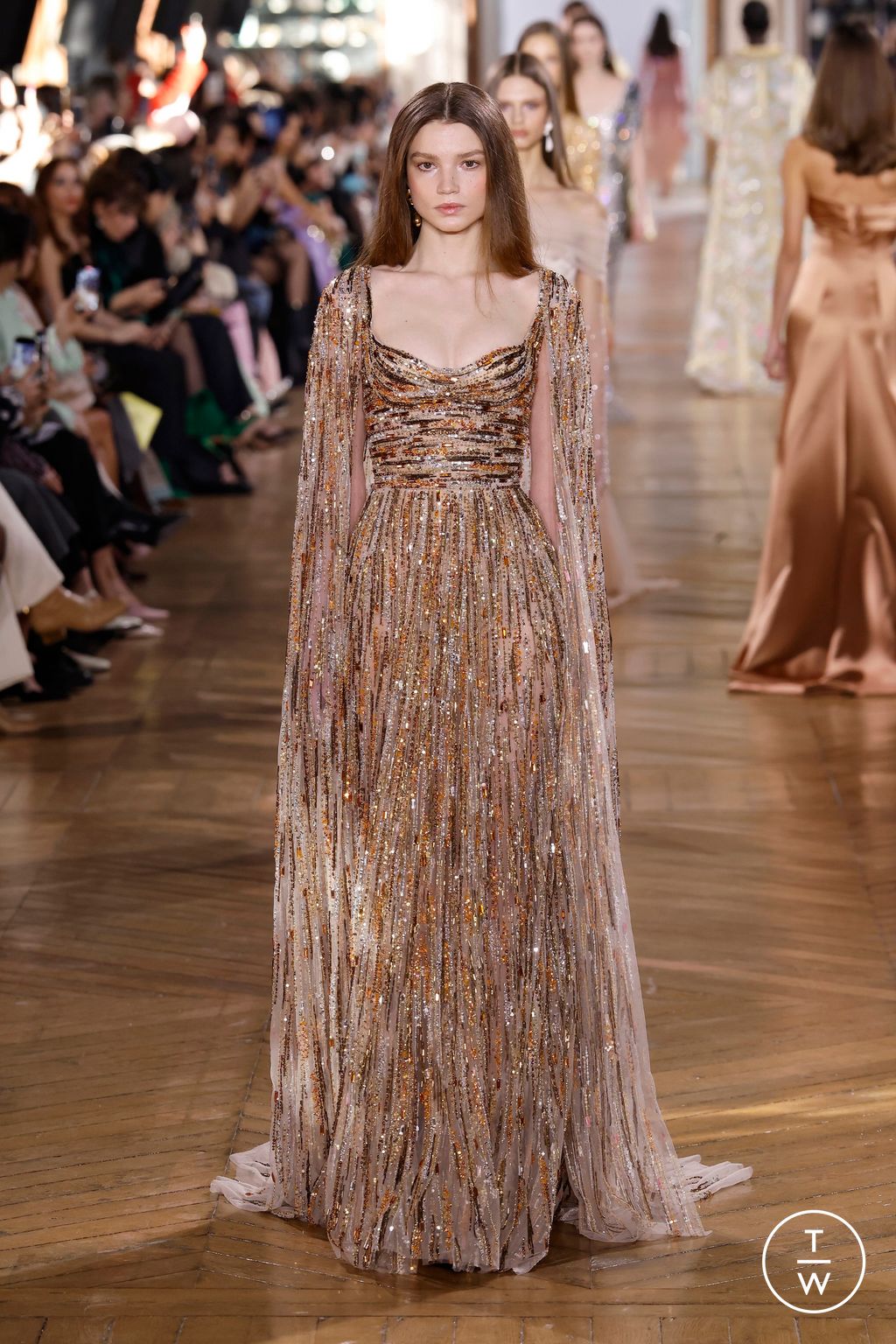 Fashion Week Paris Spring/Summer 2025 look 88 from the Georges Hobeika collection 高级定制
