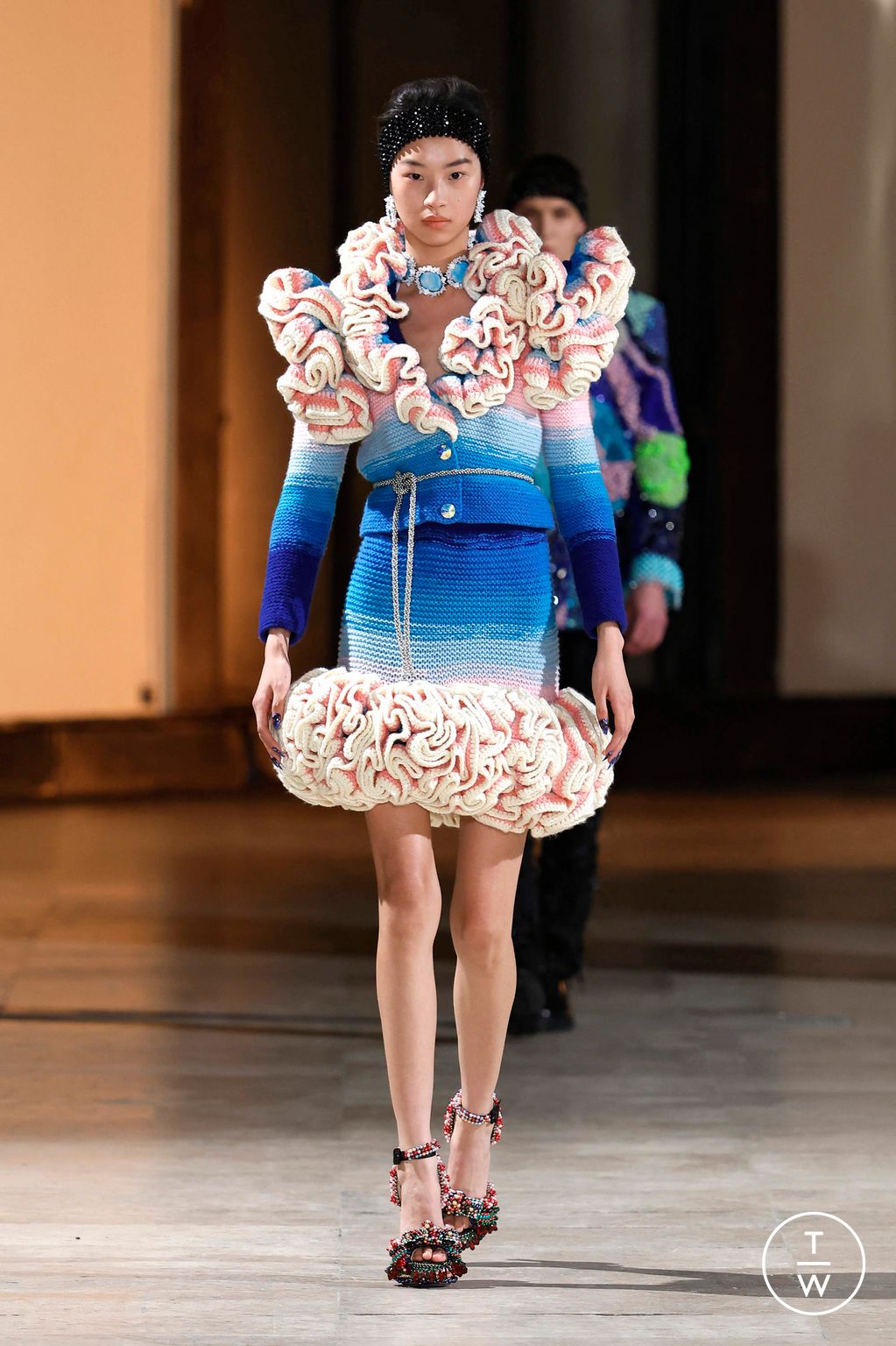 Fashion Week Paris Spring/Summer 2025 look 6 from the Germanier collection 高级定制