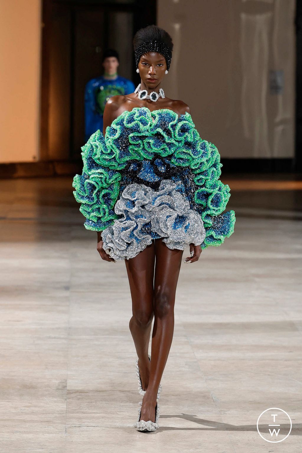 Fashion Week Paris Spring/Summer 2025 look 8 from the Germanier collection couture