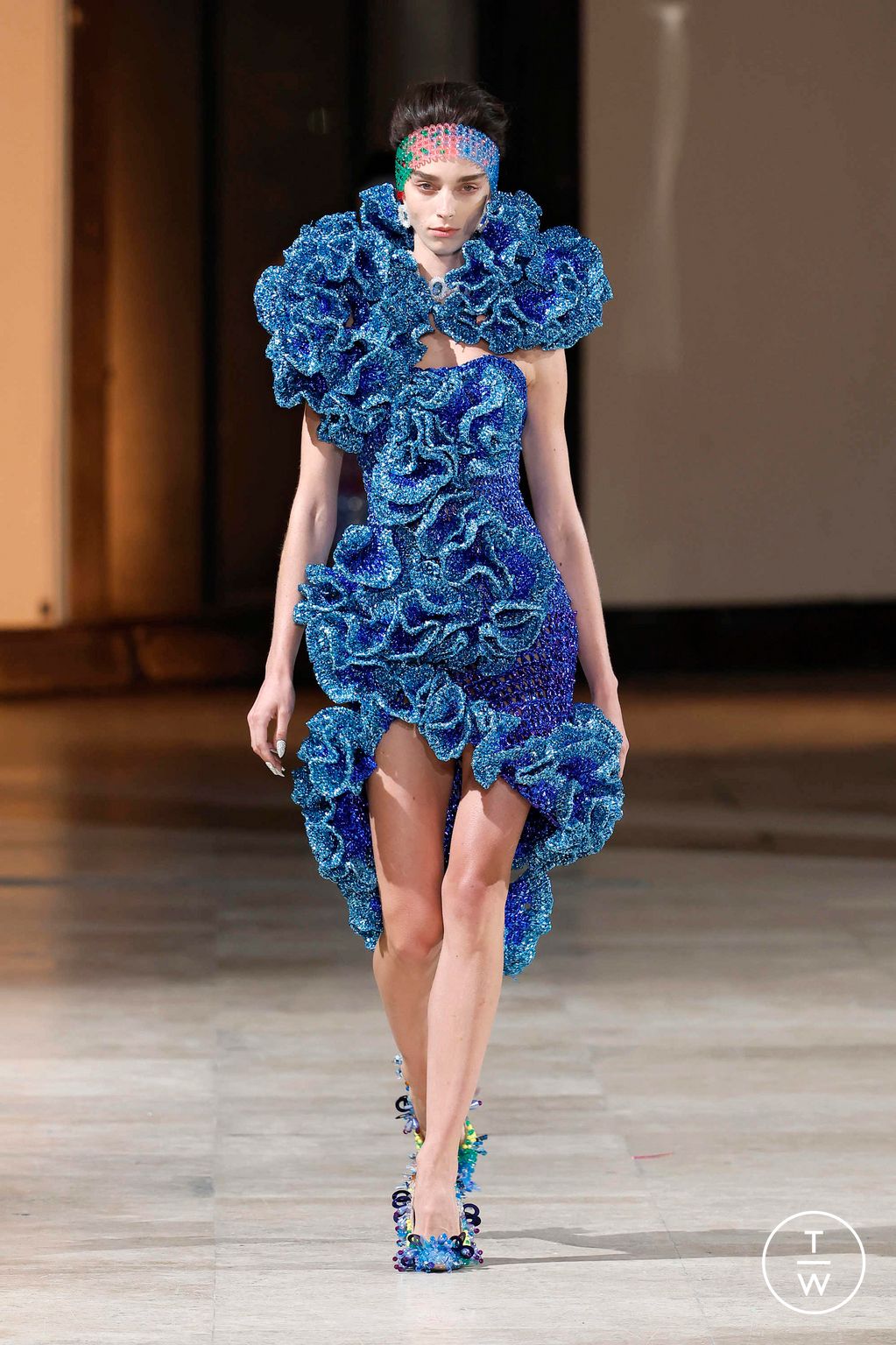 Fashion Week Paris Spring/Summer 2025 look 21 from the Germanier collection couture