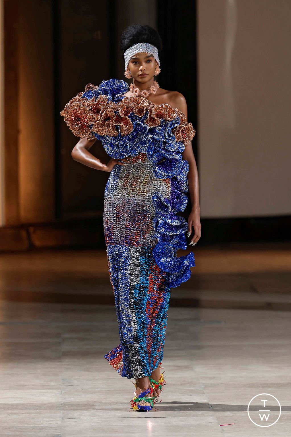 Fashion Week Paris Spring/Summer 2025 look 22 from the Germanier collection 高级定制