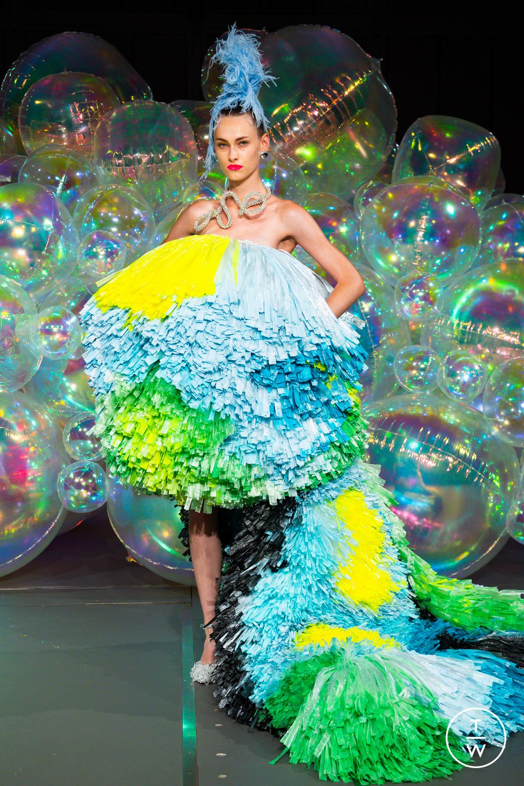 Fashion Week Paris Fall/Winter 2025 look 8 from the Germanier collection 高级定制