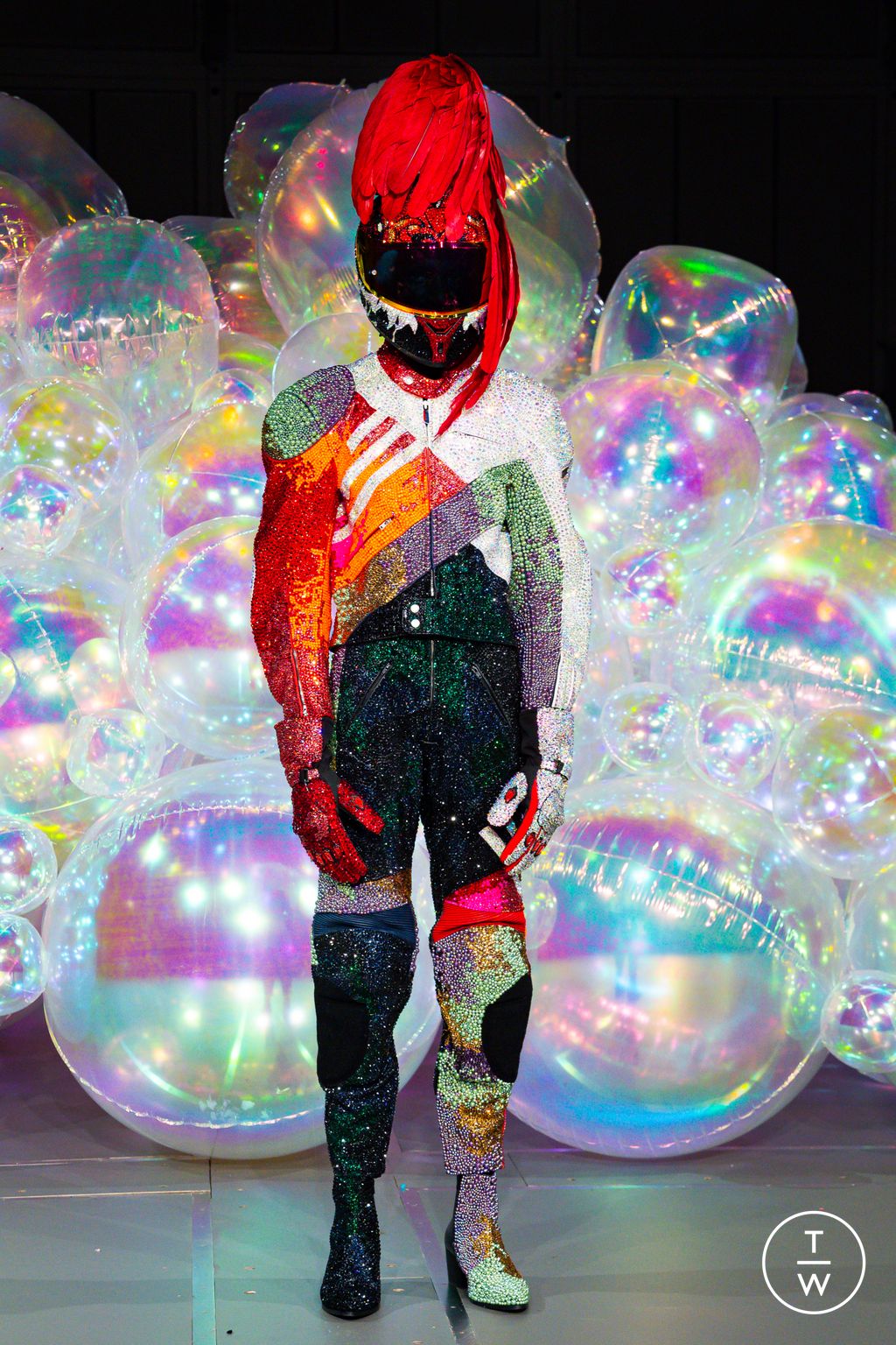 Fashion Week Paris Fall/Winter 2025 look 24 from the Germanier collection couture