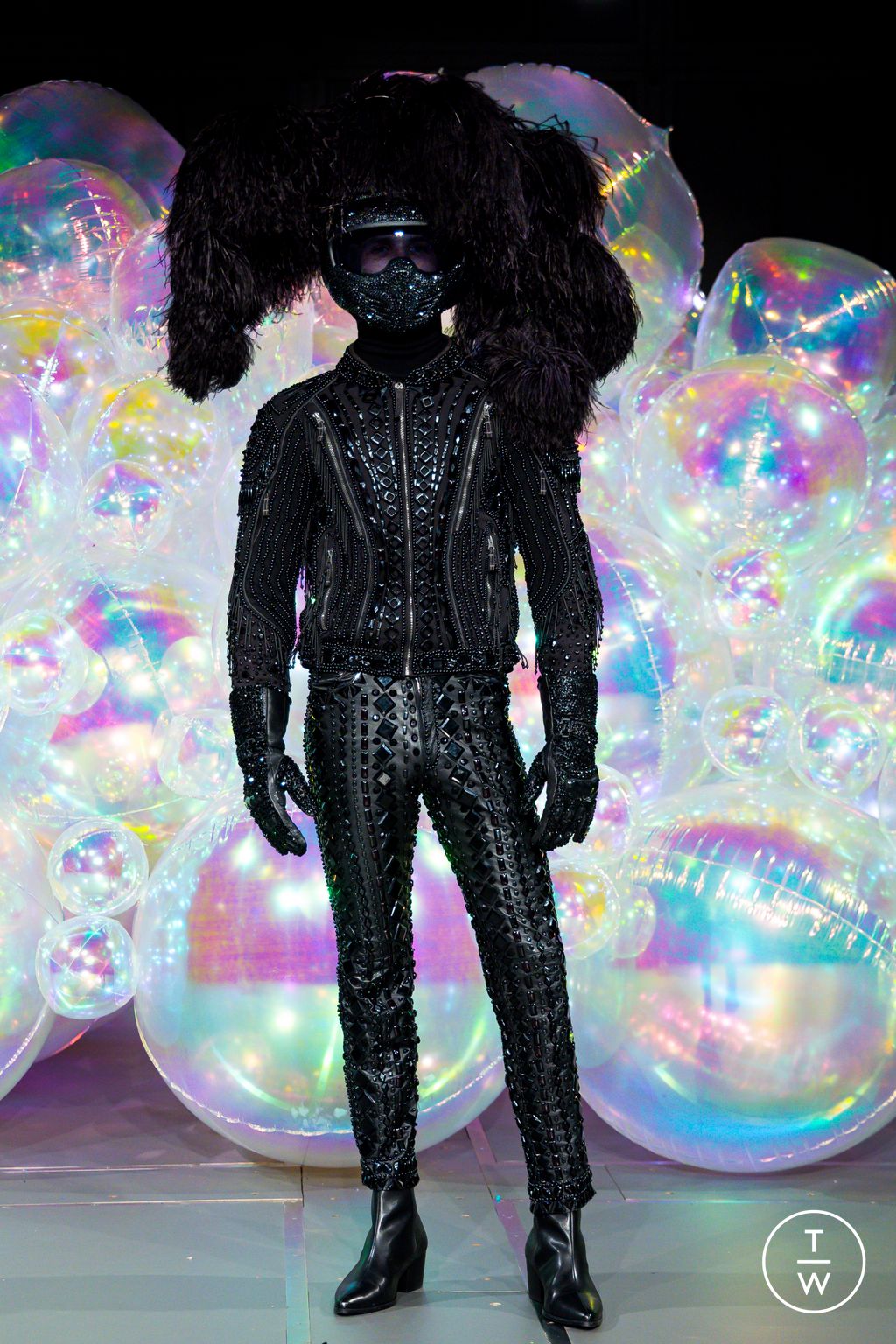 Fashion Week Paris Fall/Winter 2025 look 26 from the Germanier collection couture