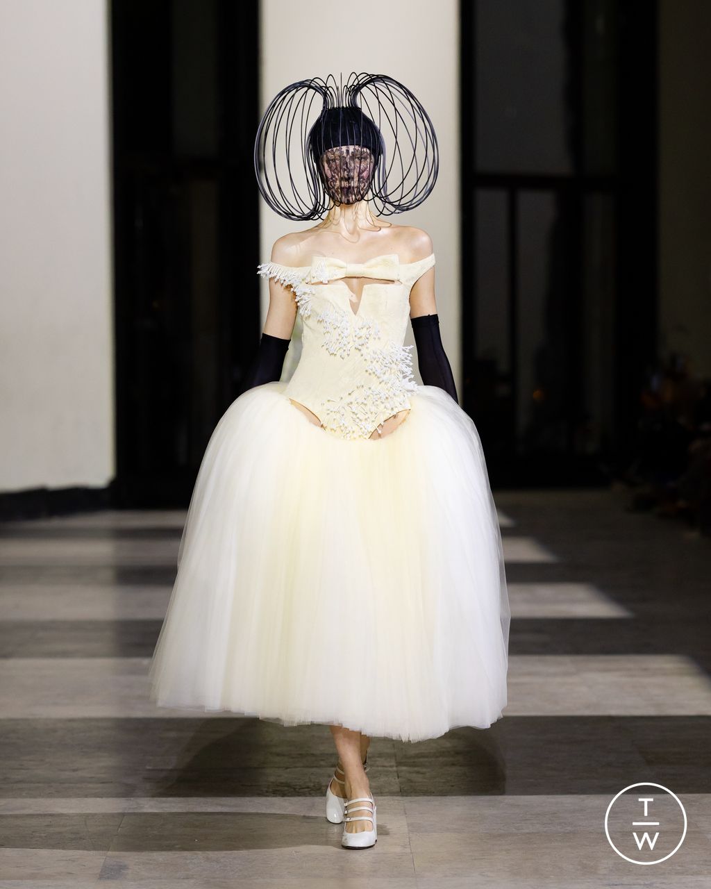 Fashion Week Paris Spring/Summer 2026 look 21 from the Germanier collection couture