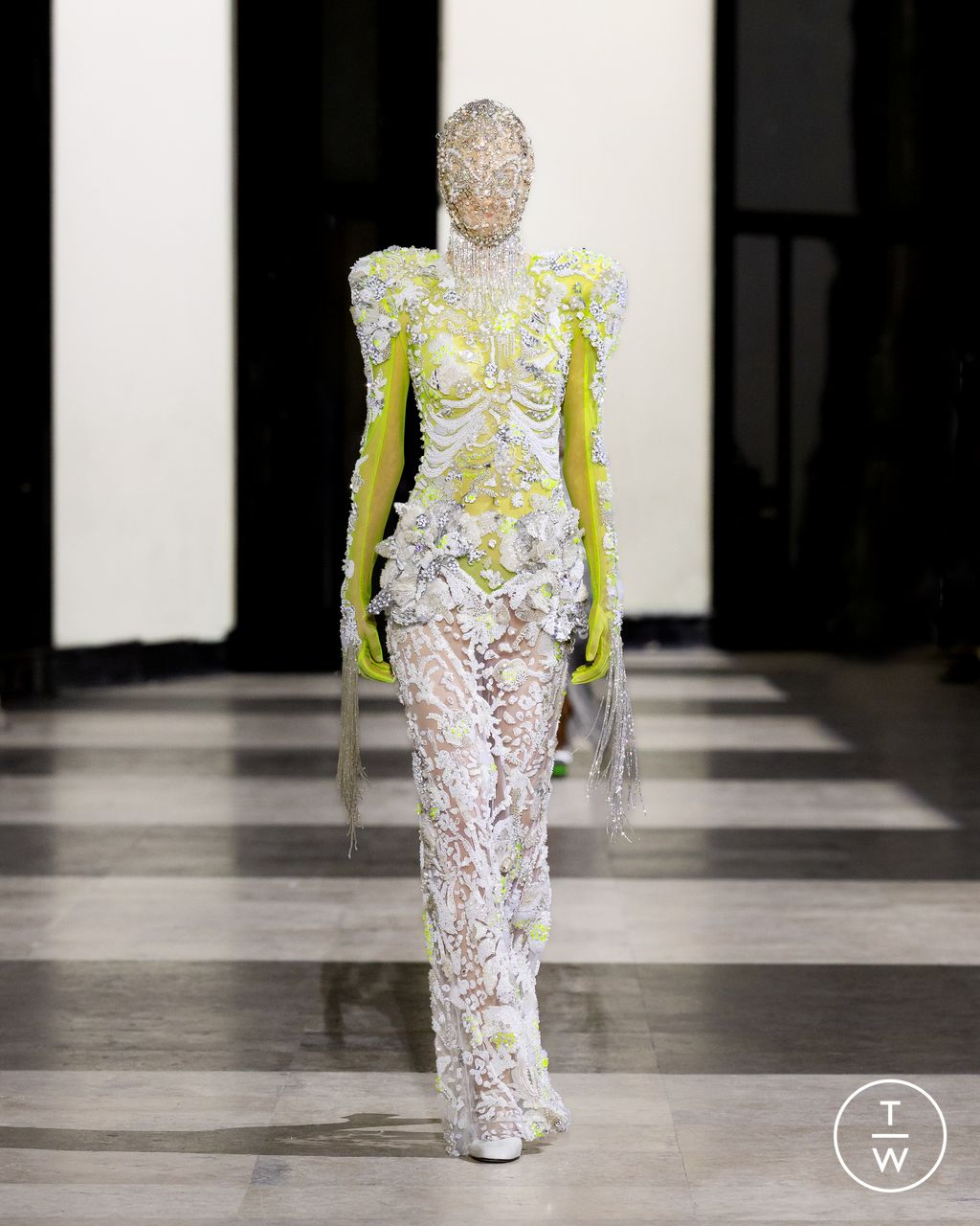 Fashion Week Paris Spring/Summer 2026 look 22 from the Germanier collection couture