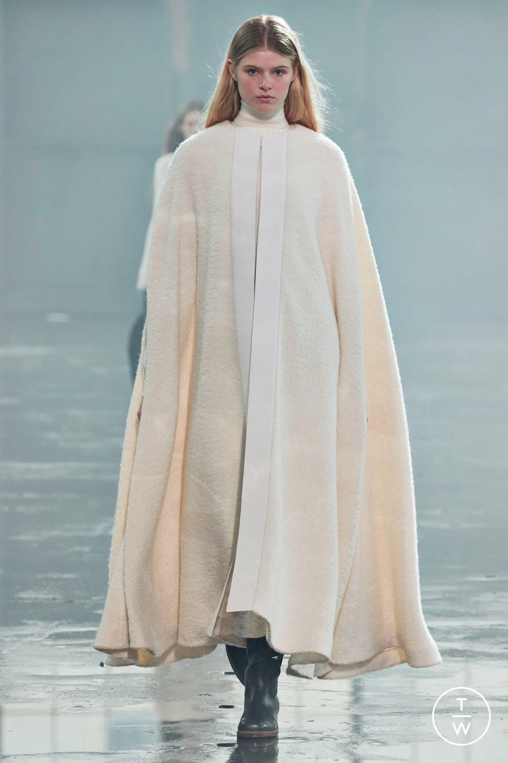 Fashion Week New York Fall/Winter 2021 look 1 from the Gabriela Hearst collection womenswear