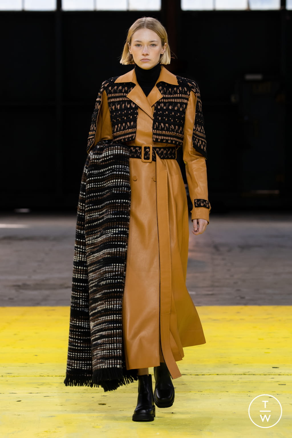 Fashion Week New York Fall/Winter 2022 look 3 de la collection Gabriela Hearst womenswear