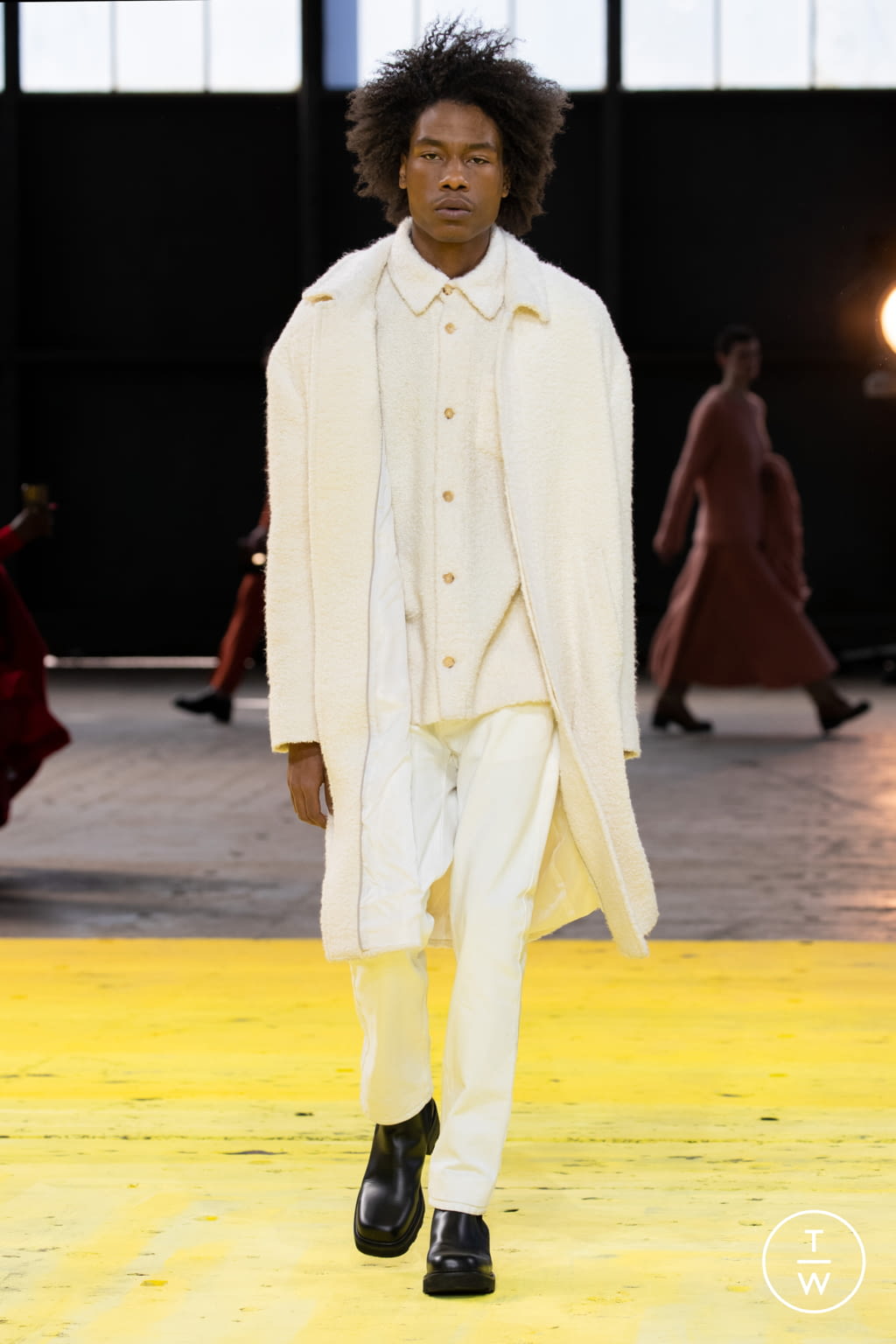 Fashion Week New York Fall/Winter 2022 look 12 from the Gabriela Hearst collection womenswear
