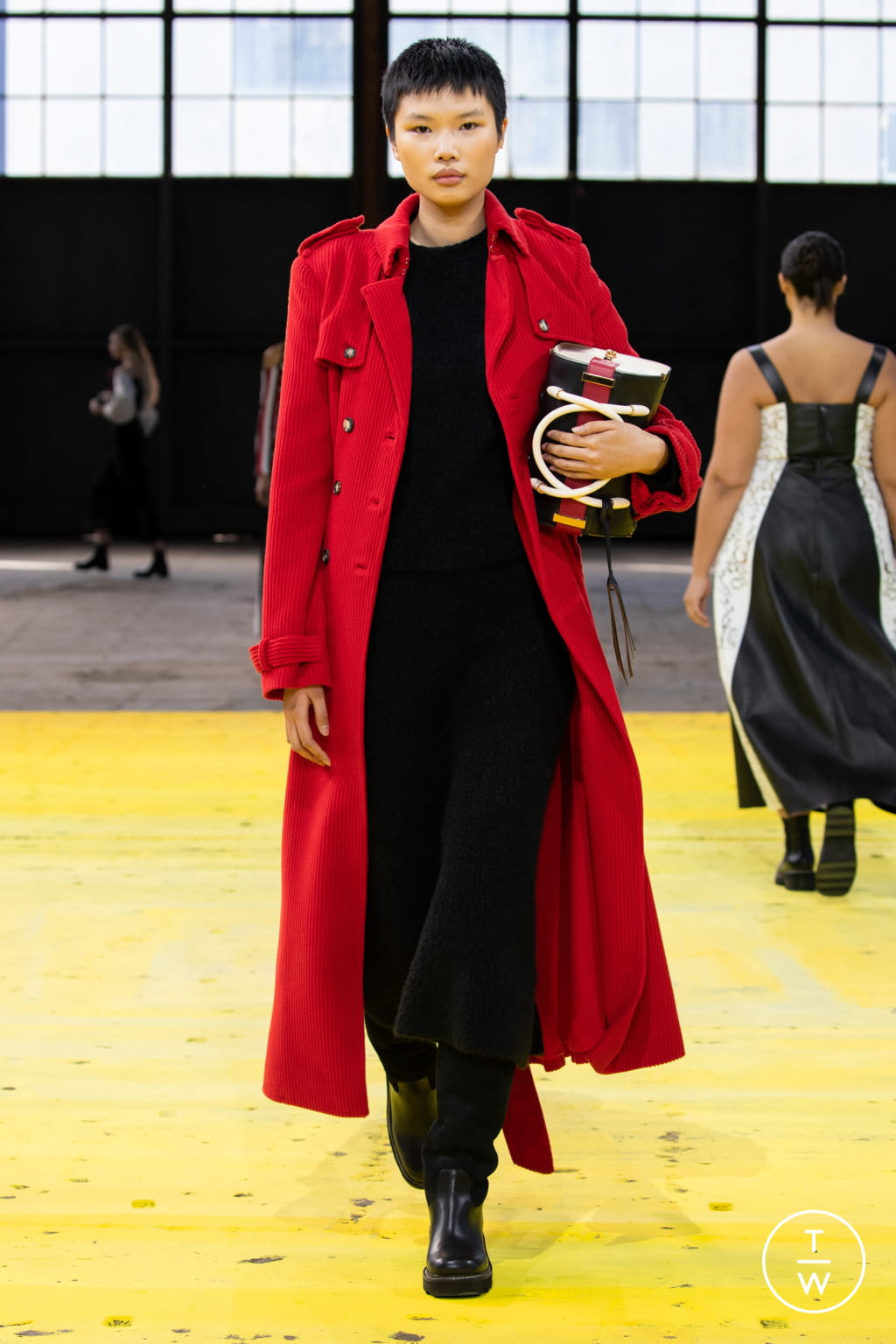 Fashion Week New York Fall/Winter 2022 look 24 de la collection Gabriela Hearst womenswear