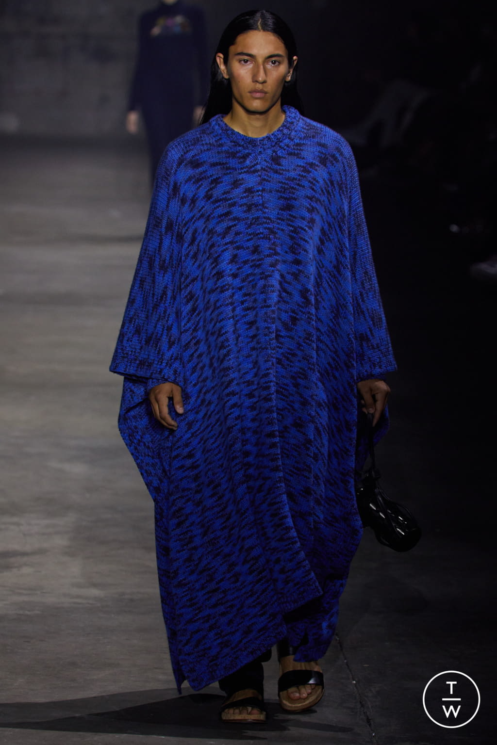 Fashion Week New York Spring/Summer 2022 look 7 from the Gabriela Hearst collection womenswear