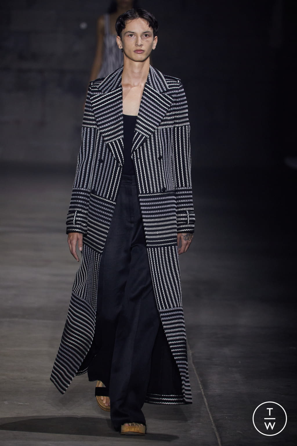 Fashion Week New York Spring/Summer 2022 look 16 de la collection Gabriela Hearst womenswear