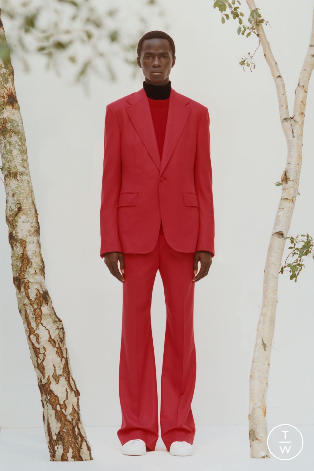 Fashion Week New York Fall/Winter 2023 look 15 from the Gabriela Hearst collection menswear
