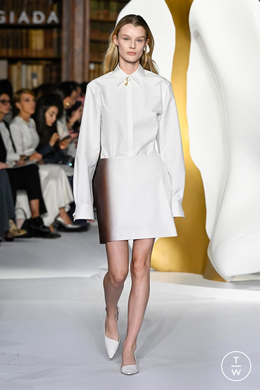 Fashion Week Milan Spring/Summer 2024 look 16 from the Giada collection womenswear