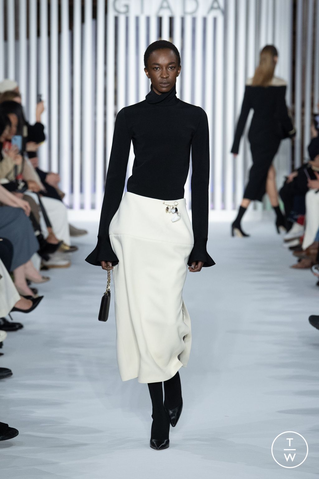 Fashion Week Milan Fall/Winter 2023 look 12 de la collection Giada womenswear