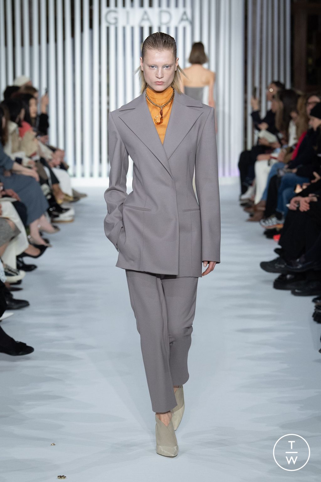 Fashion Week Milan Fall/Winter 2023 look 21 from the Giada collection 女装