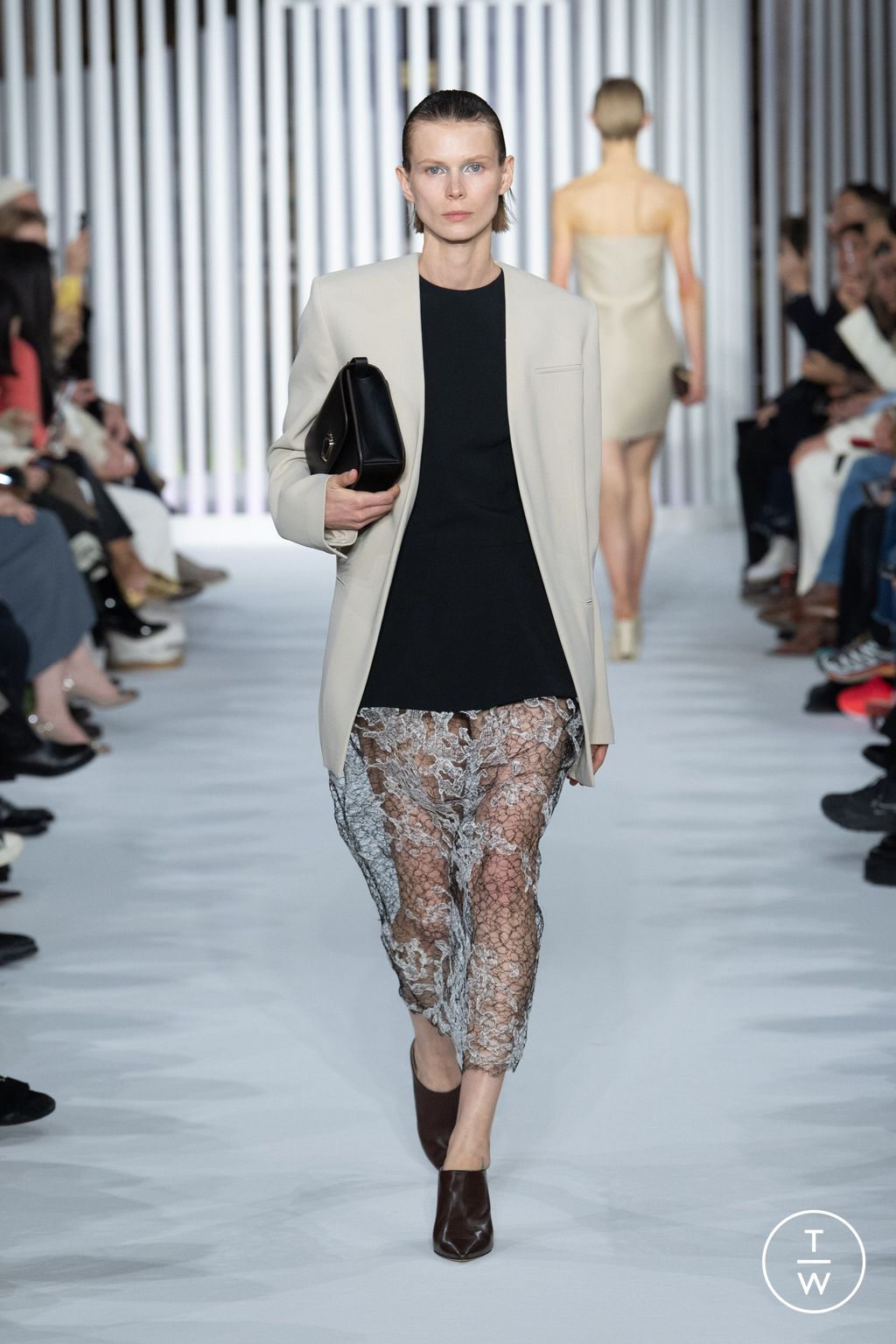 Fashion Week Milan Fall/Winter 2023 look 26 de la collection Giada womenswear