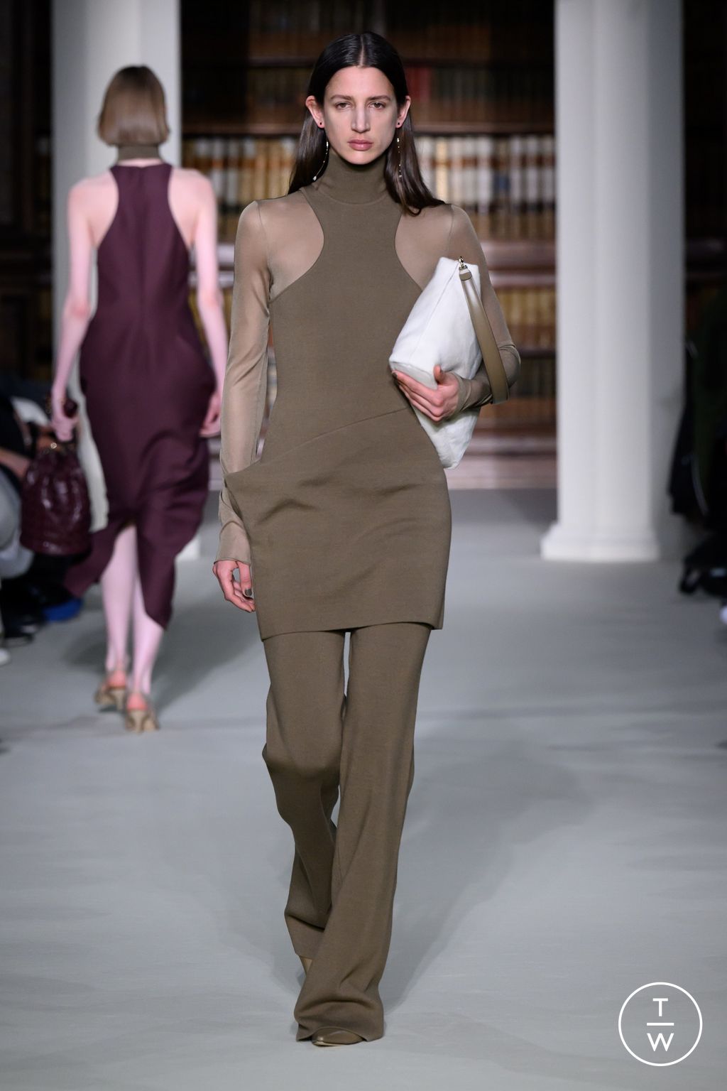 Fashion Week Milan Fall/Winter 2024 look 10 from the Giada collection womenswear