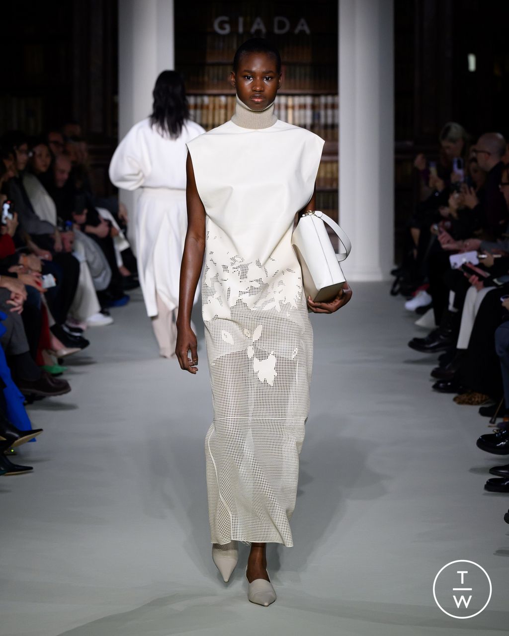 Fashion Week Milan Fall/Winter 2024 look 19 from the Giada collection womenswear