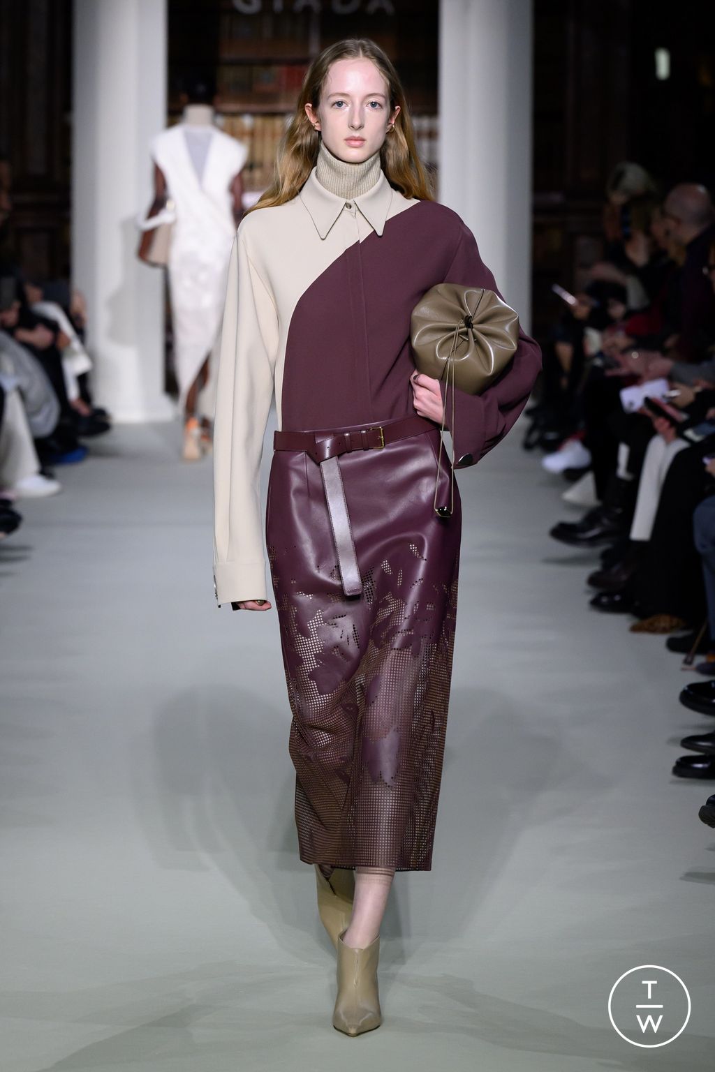 Fashion Week Milan Fall/Winter 2024 look 20 from the Giada collection womenswear