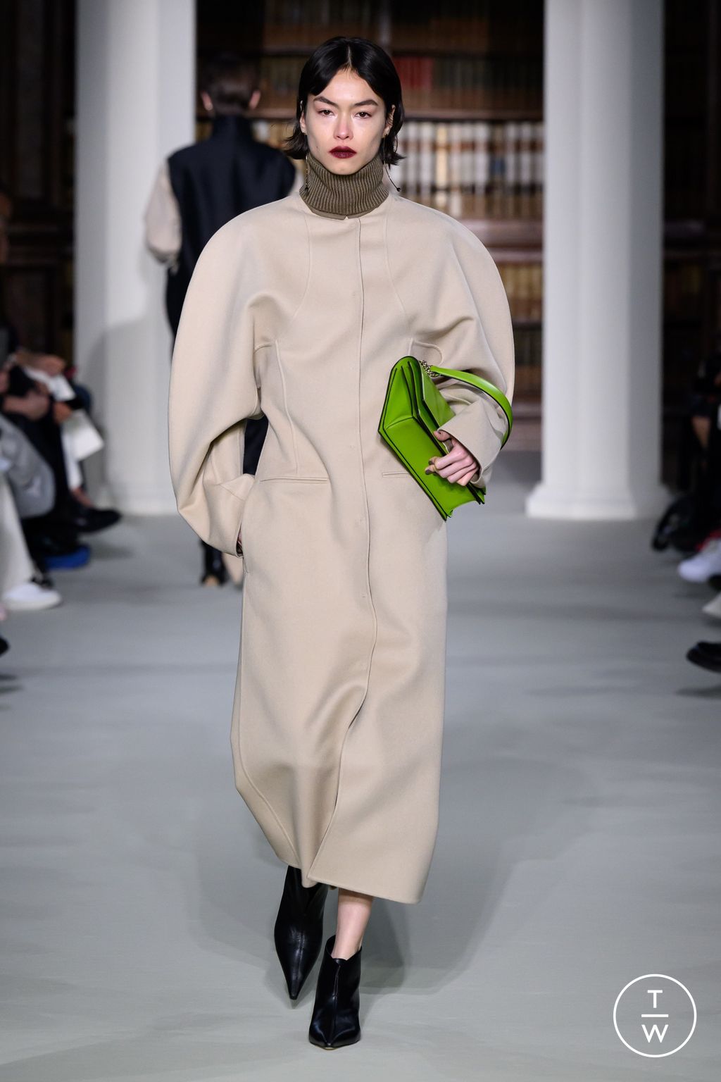 Fashion Week Milan Fall/Winter 2024 look 26 from the Giada collection womenswear