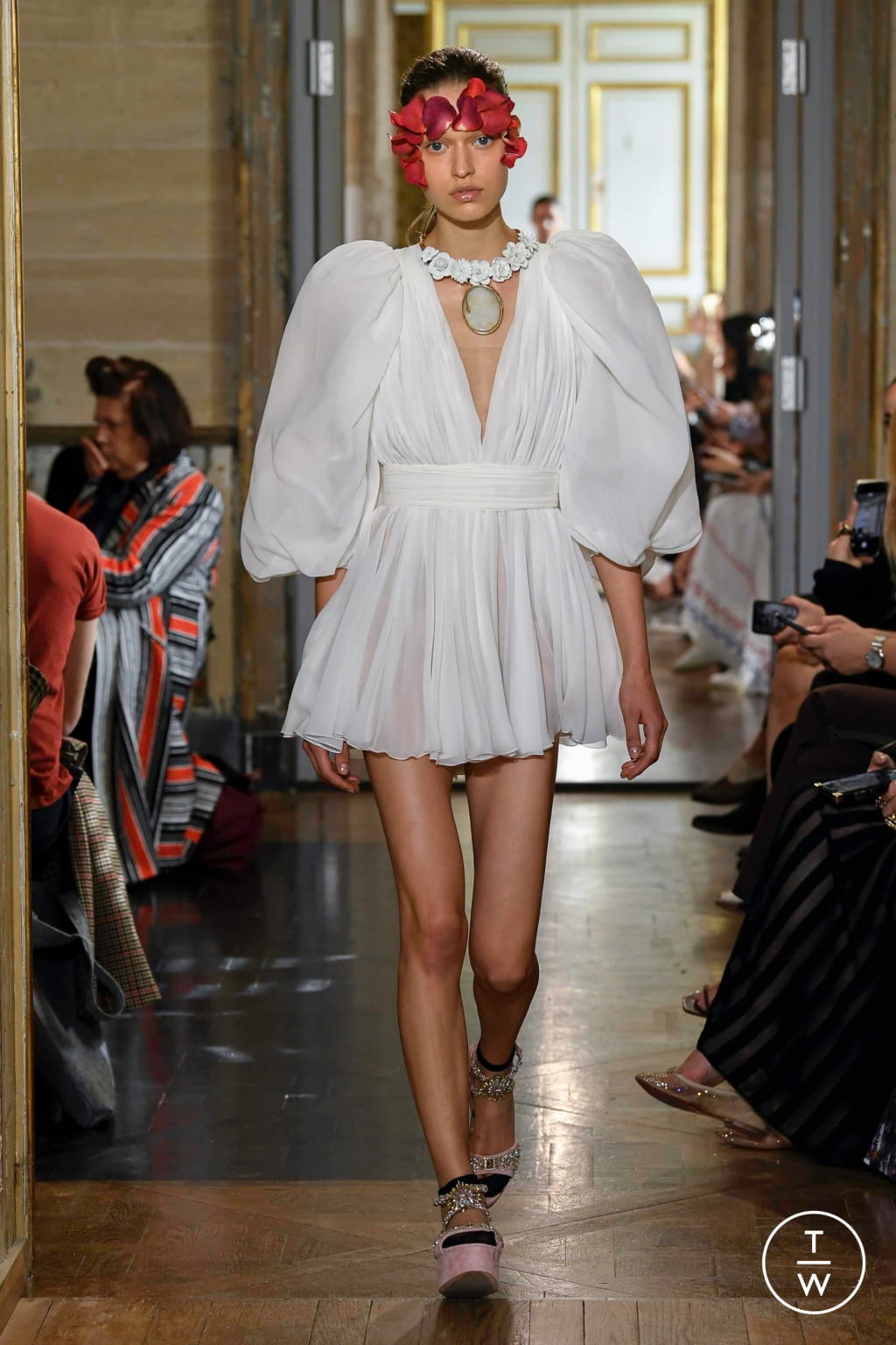 Fashion Week Paris Spring/Summer 2020 look 27 from the Giambattista Valli collection womenswear