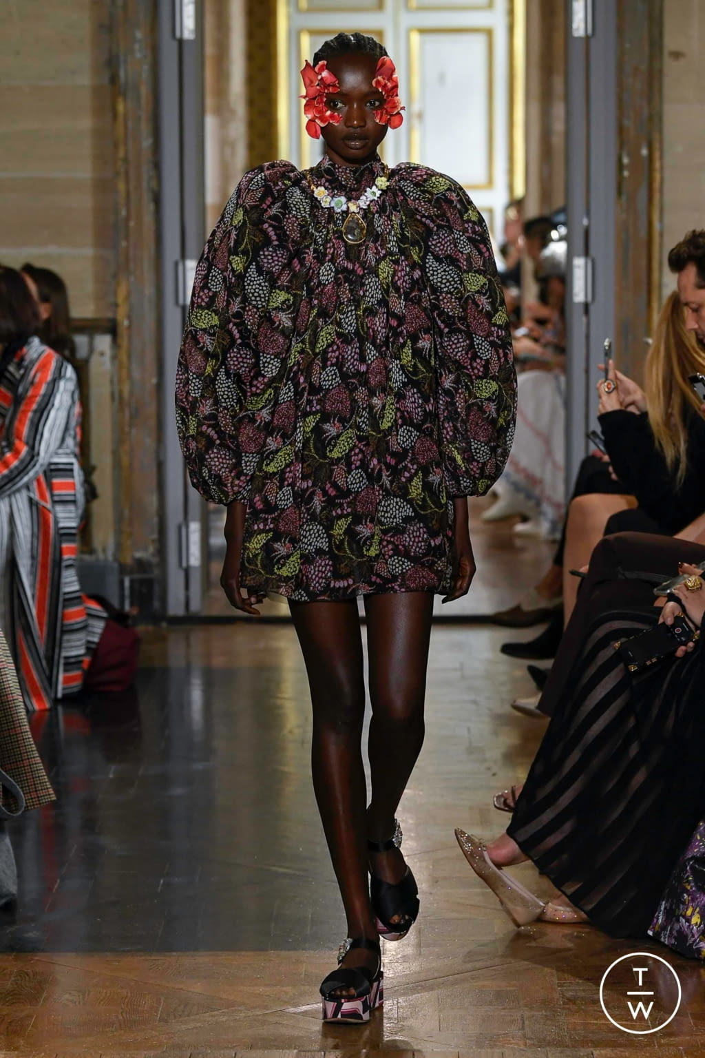 Fashion Week Paris Spring/Summer 2020 look 33 de la collection Giambattista Valli womenswear