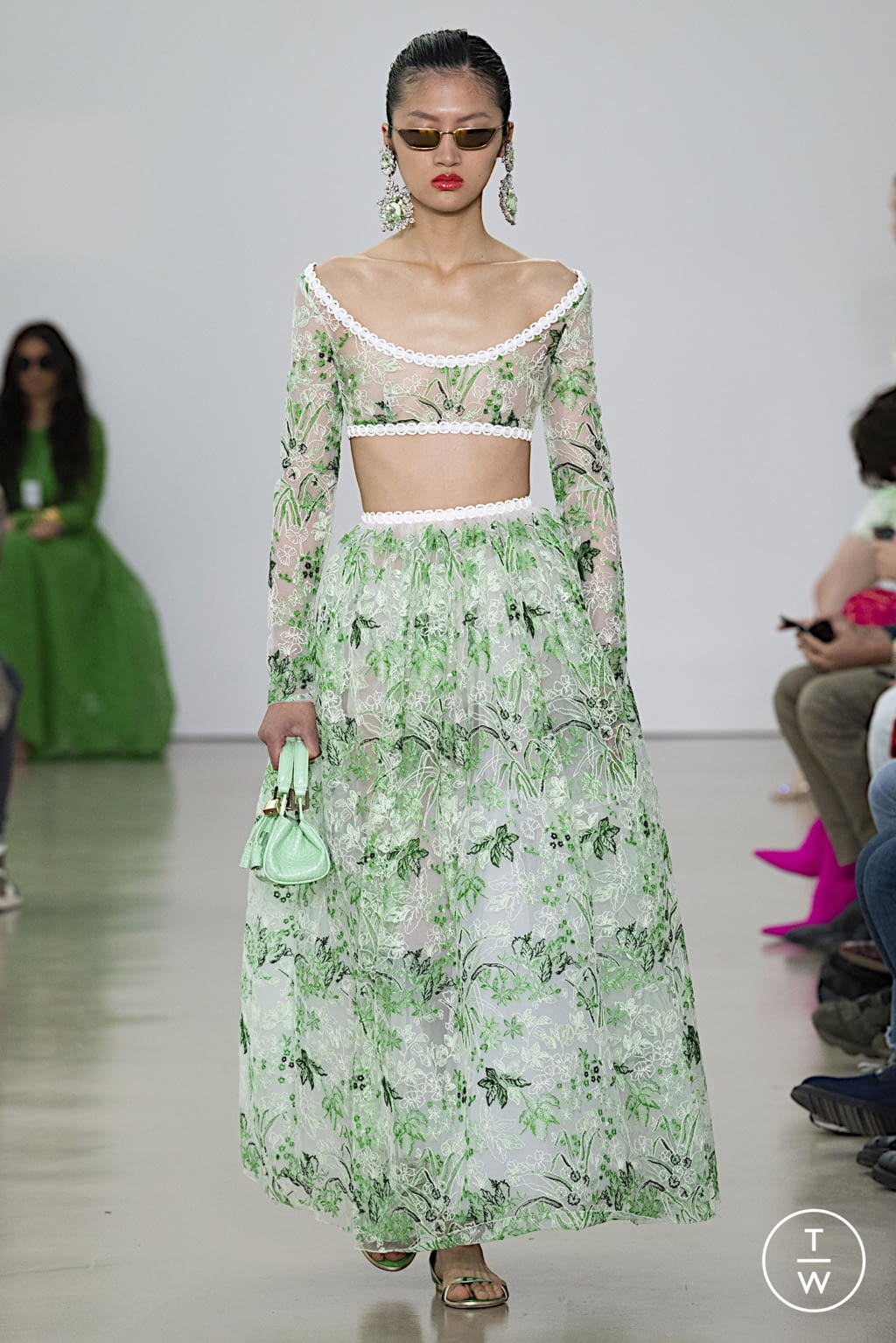 Fashion Week Paris Spring/Summer 2022 look 11 from the Giambattista Valli collection womenswear