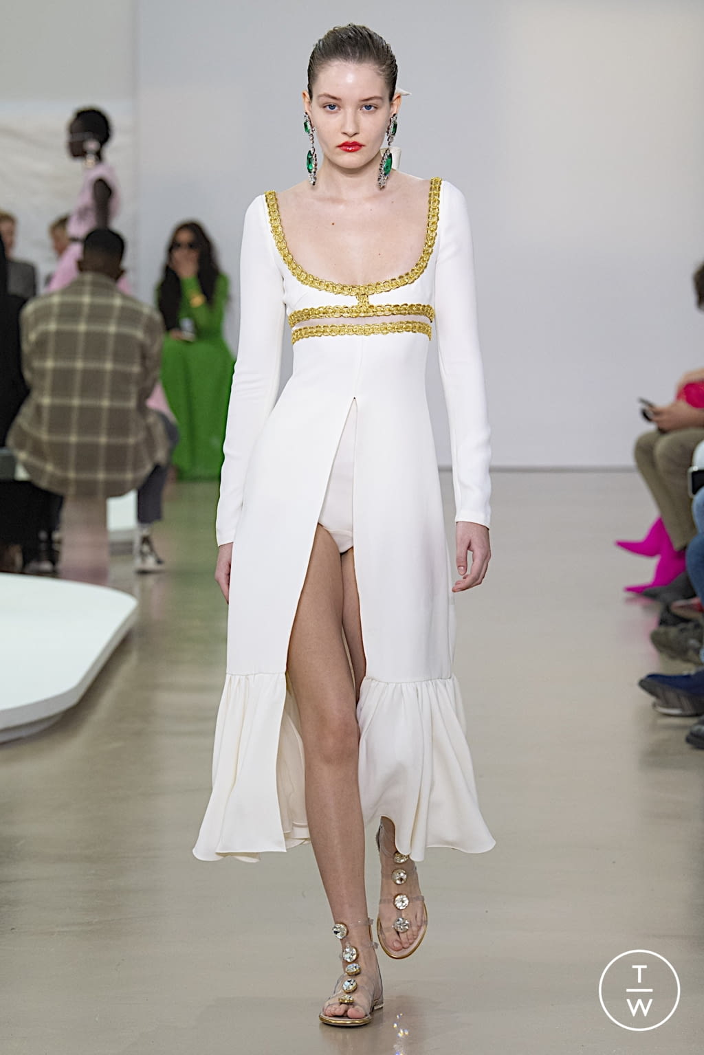 Fashion Week Paris Spring/Summer 2022 look 27 from the Giambattista Valli collection womenswear