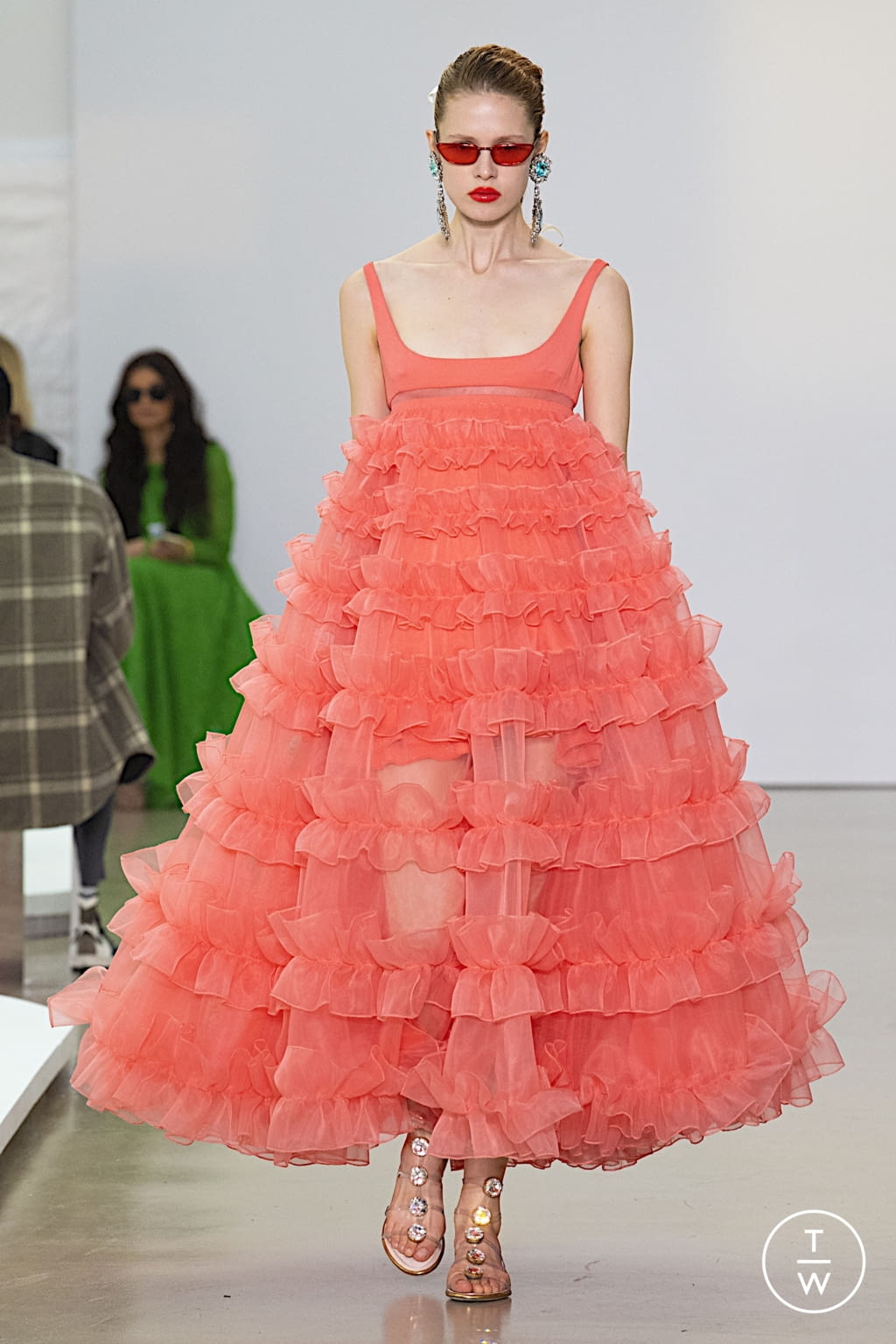 Fashion Week Paris Spring/Summer 2022 look 32 from the Giambattista Valli collection womenswear