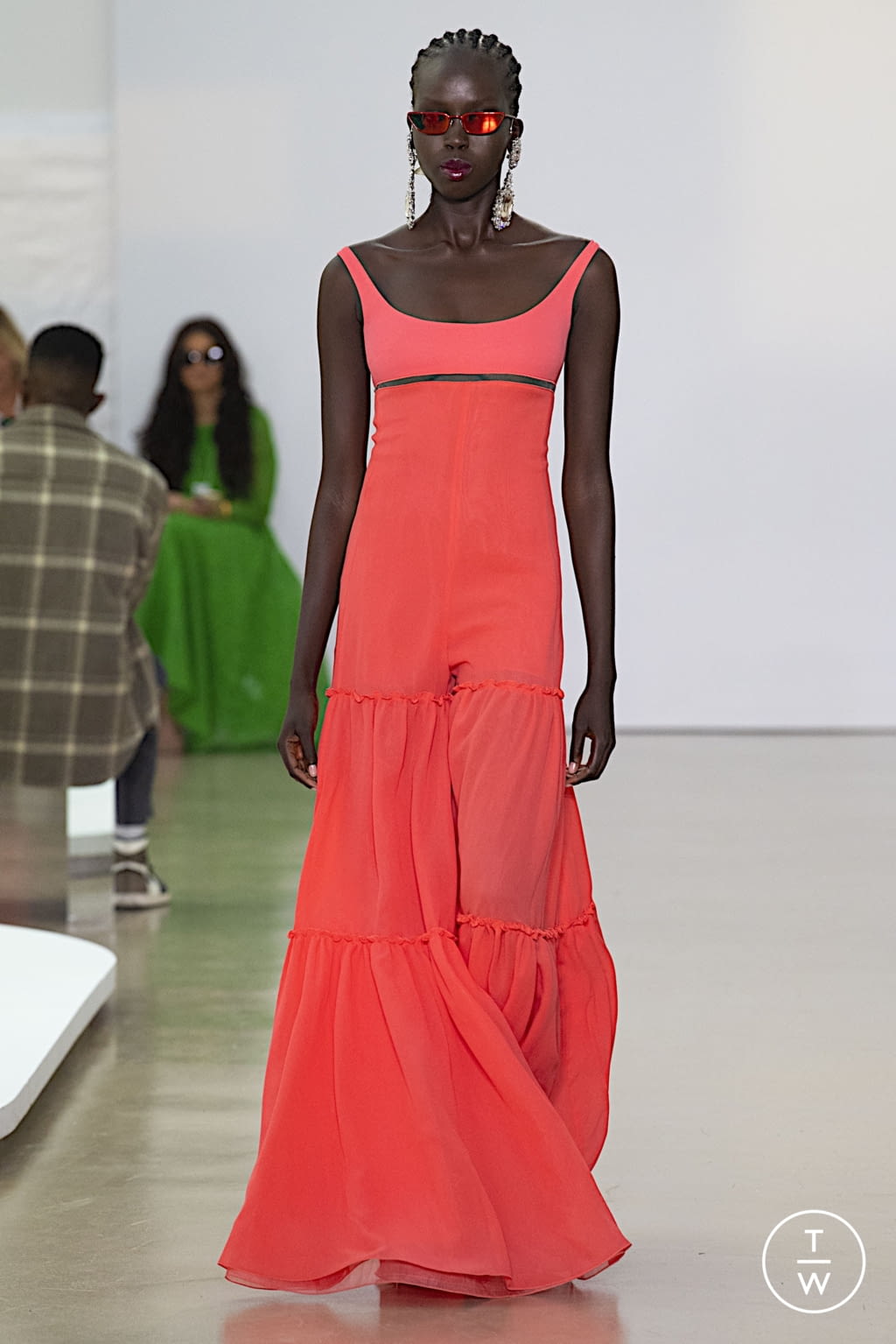 Fashion Week Paris Spring/Summer 2022 look 43 de la collection Giambattista Valli womenswear