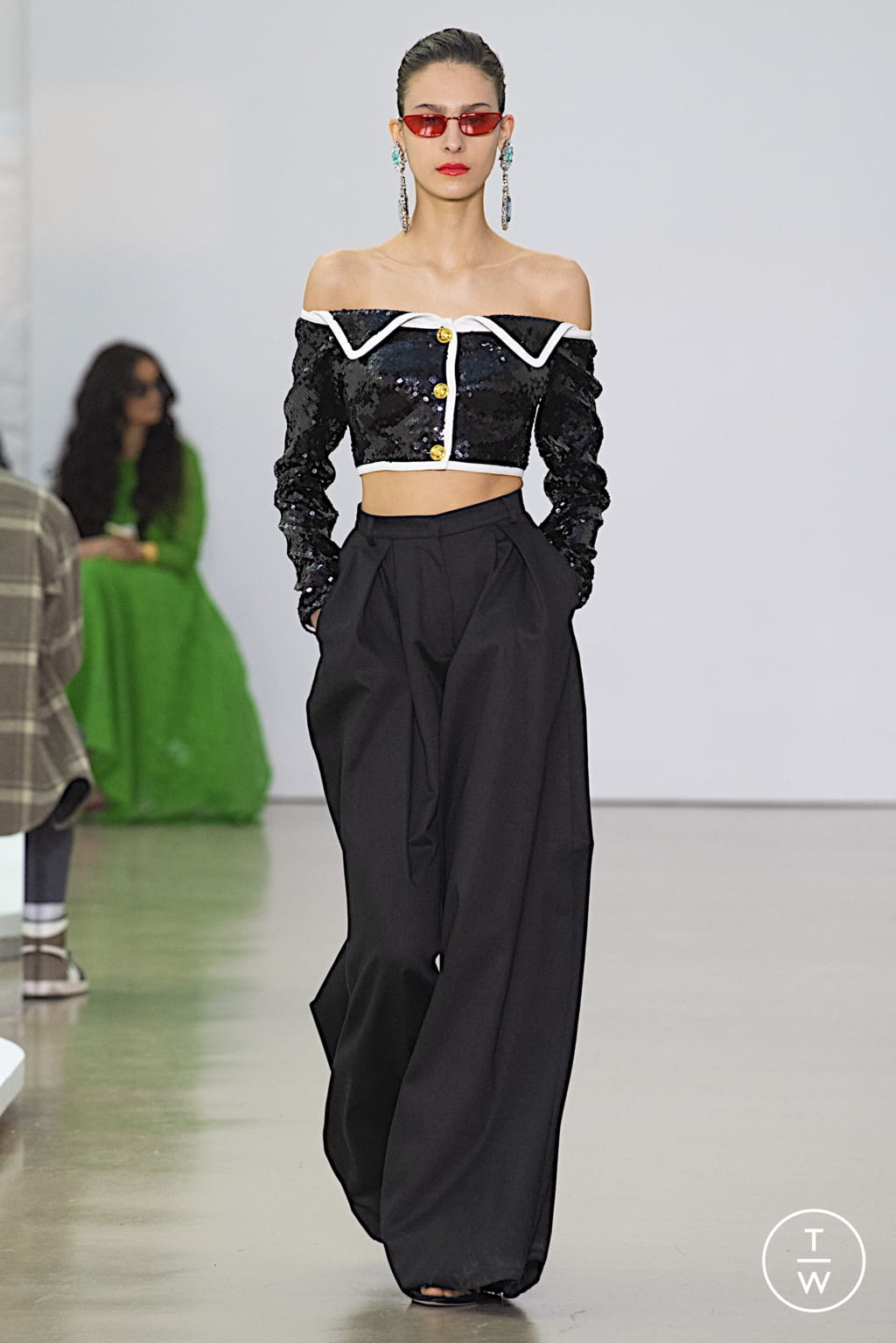 Fashion Week Paris Spring/Summer 2022 look 50 from the Giambattista Valli collection womenswear