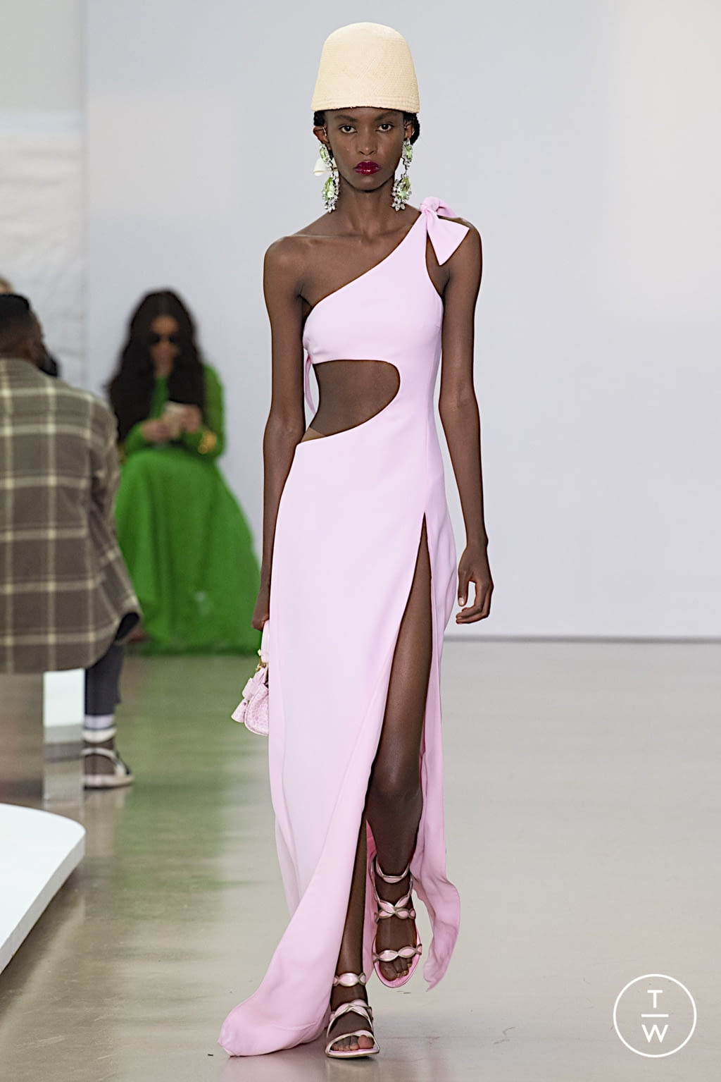 Fashion Week Paris Spring/Summer 2022 look 53 de la collection Giambattista Valli womenswear