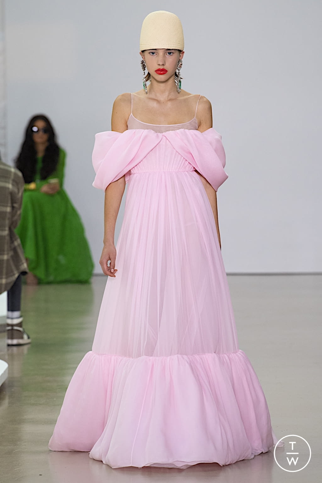 Fashion Week Paris Spring/Summer 2022 look 59 from the Giambattista Valli collection womenswear