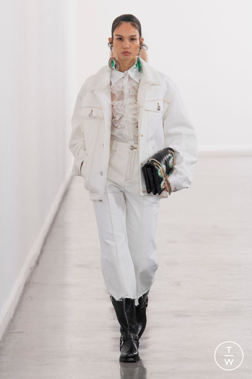 Fashion Week Paris Fall/Winter 2023 look 9 from the Giambattista Valli collection 女装