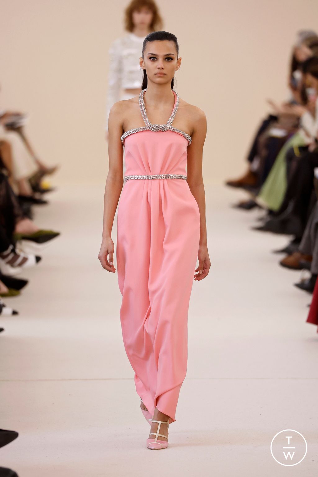Fashion Week Paris Fall/Winter 2024 look 52 from the Giambattista Valli collection womenswear