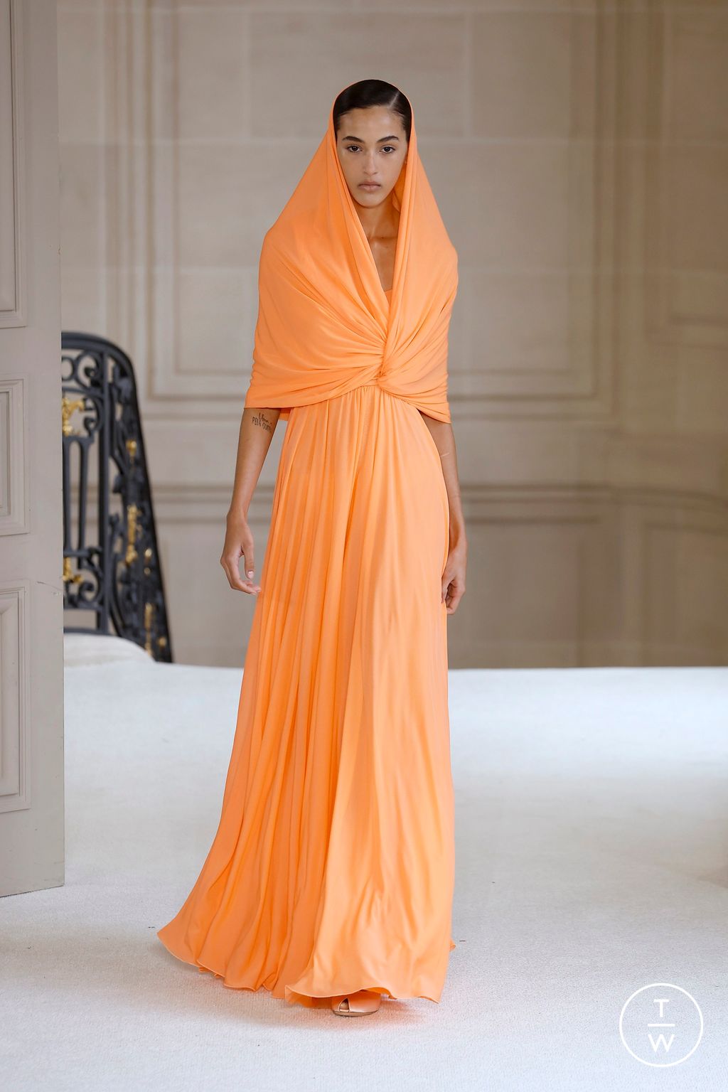 Fashion Week Paris Spring-Summer 2025 look 57 from the Giambattista Valli collection womenswear