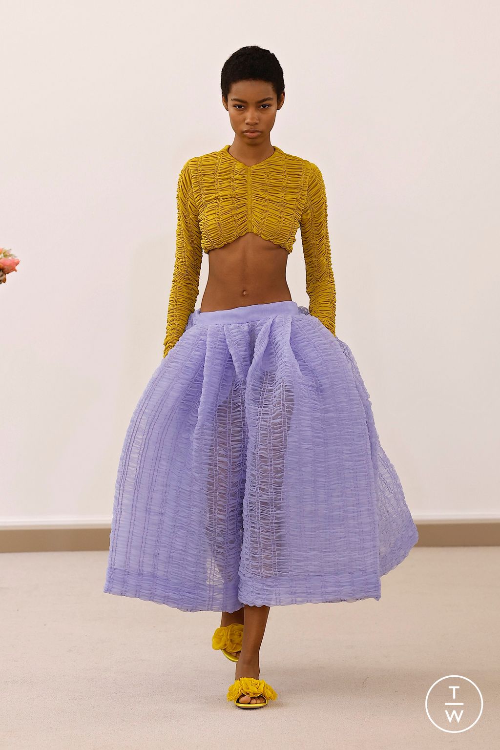 Fashion Week Paris Spring/Summer 2026 look 39 from the Giambattista Valli collection 女装