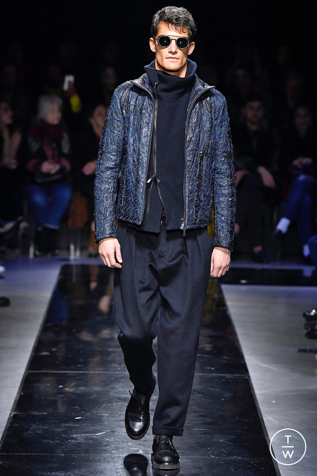 Fashion Week Milan Fall/Winter 2019 look 65 from the Giorgio Armani collection womenswear